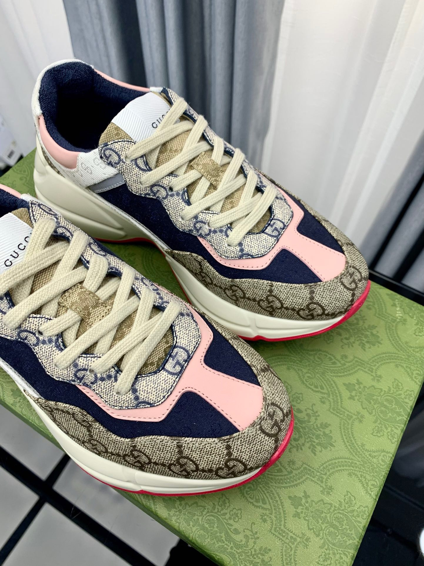 UA G*u*i GG Rhyton Sneaker