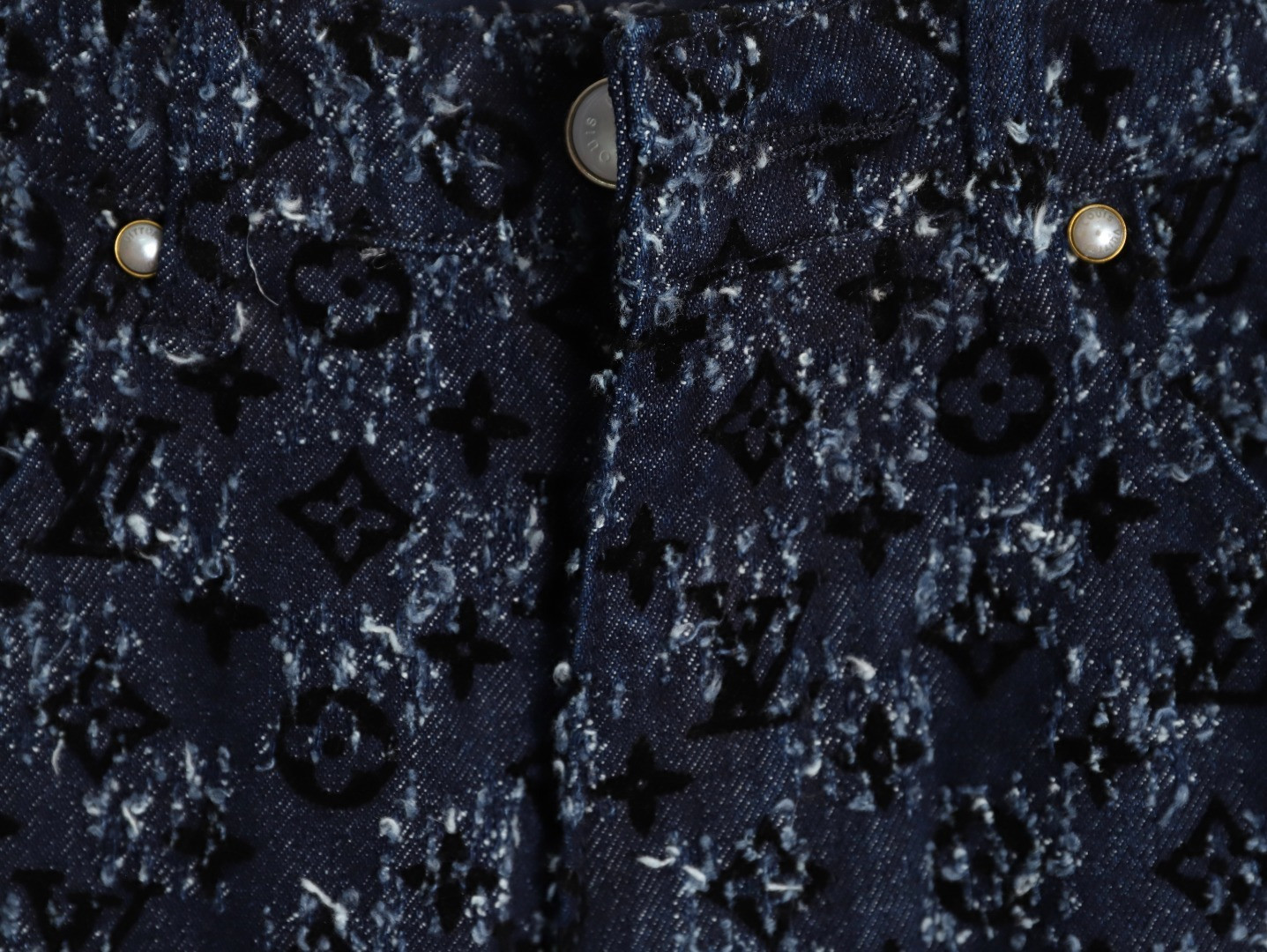 L0*is V*t0n LV Jeans