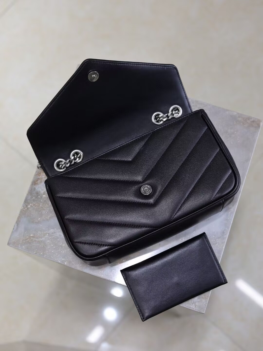 Y*L LOULOU small in MATELASSÉ lambskin 24x14x6cm