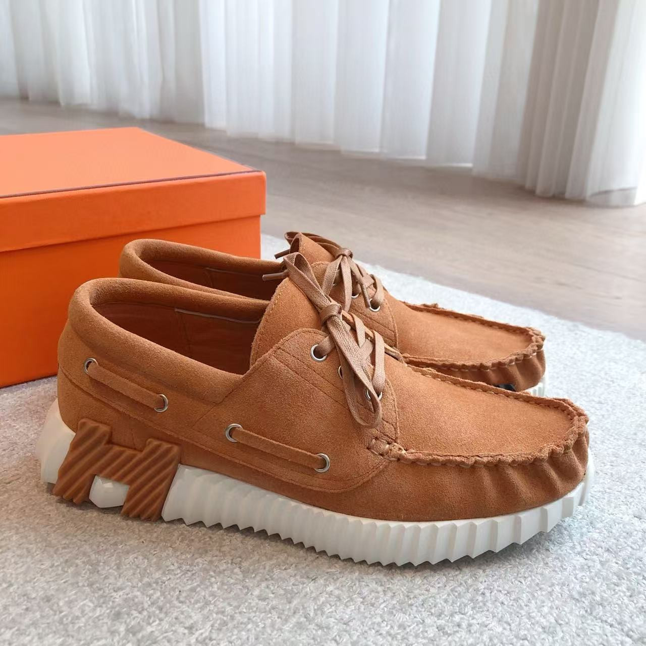 UA Hermès Ketch sneaker
