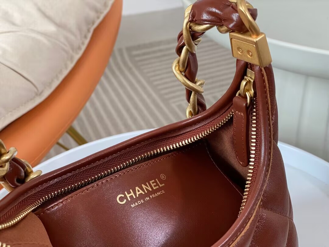 Ch*el 24a Hobo Bag 19×22×8.5cm