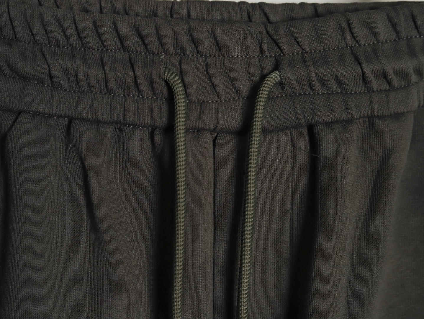 L0*is V*t0n LV shorts