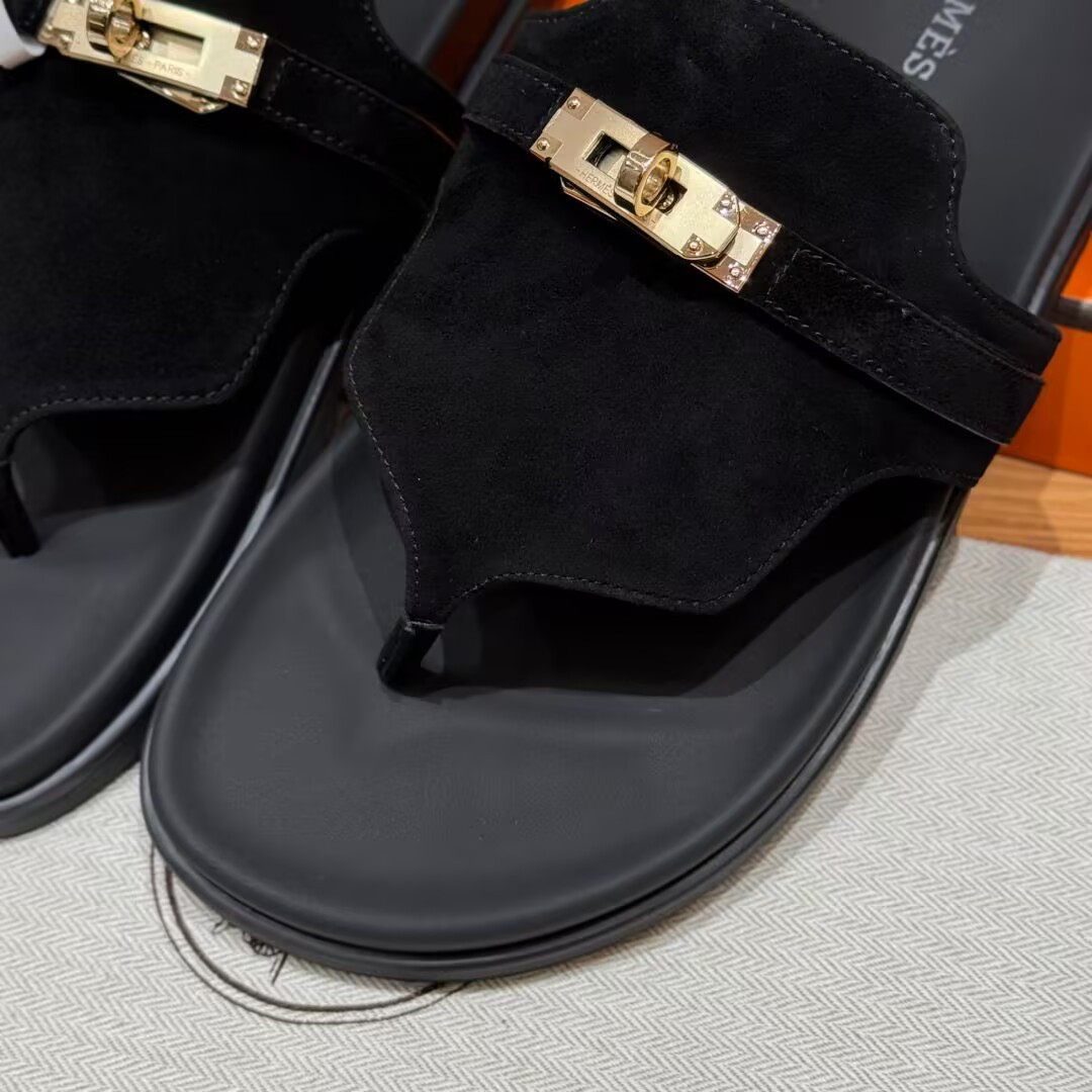 UA Hermès Empire Sandal Gold hardware