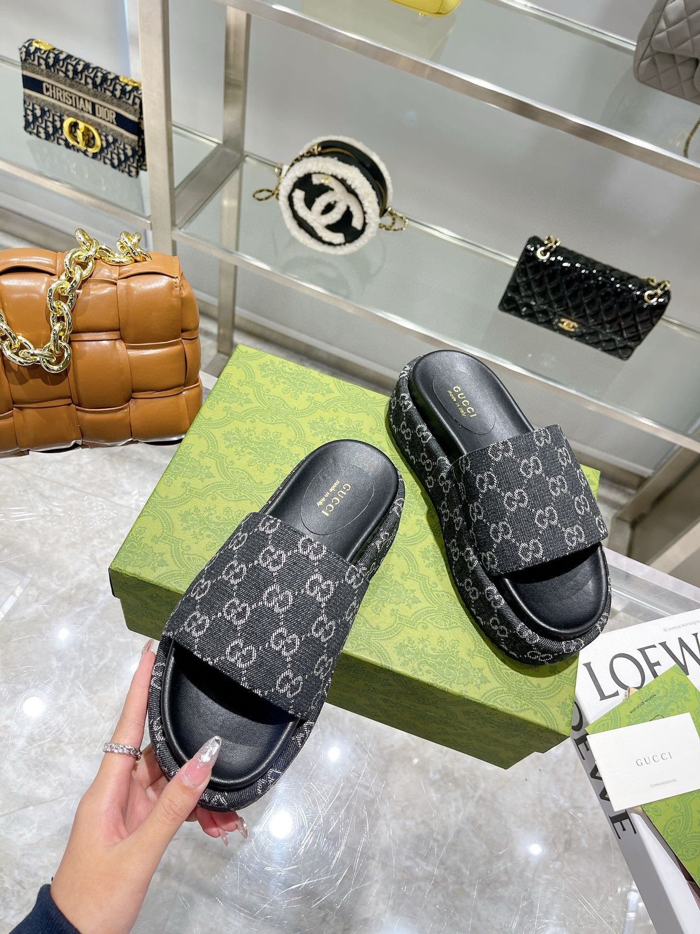 UA G*u*i GG PLATFORM Slide Sandal