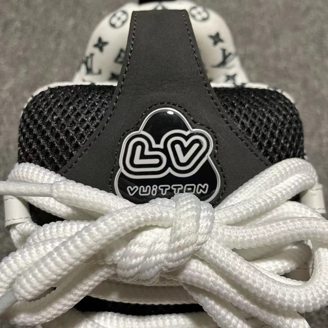 UA L0*is V*t0n LV Skate Sneaker