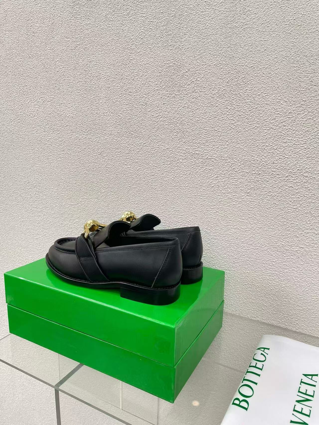 UA Bo*te*ga Ve*ne*ta Loafers Shoes