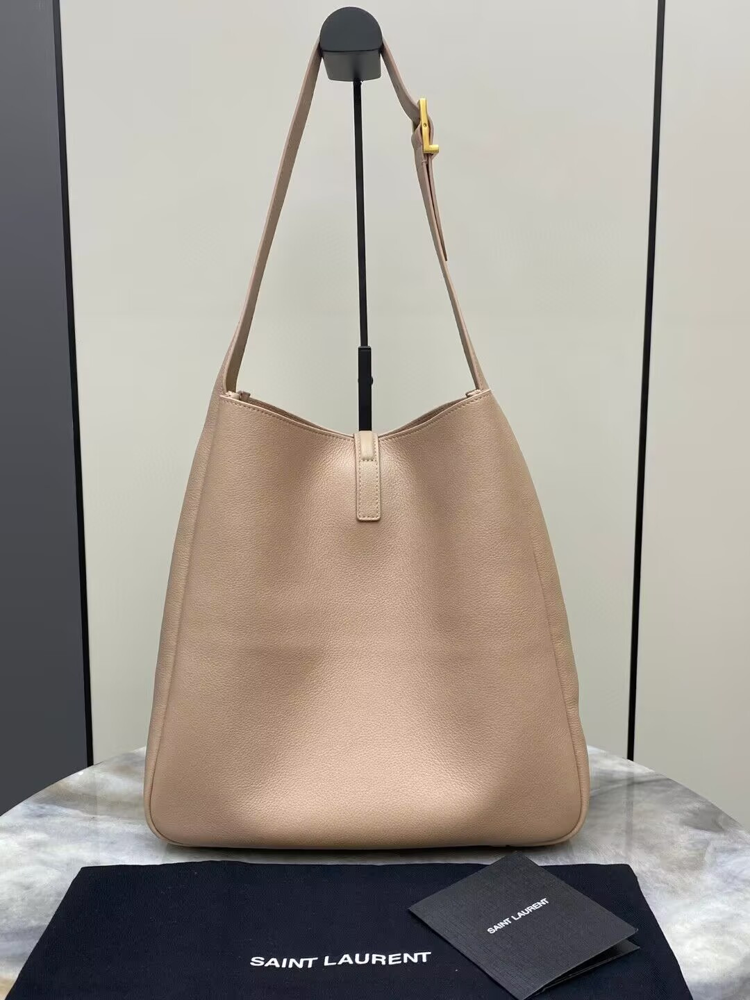 Y*L LE 5 À 7 30 X 31 X 13 CM