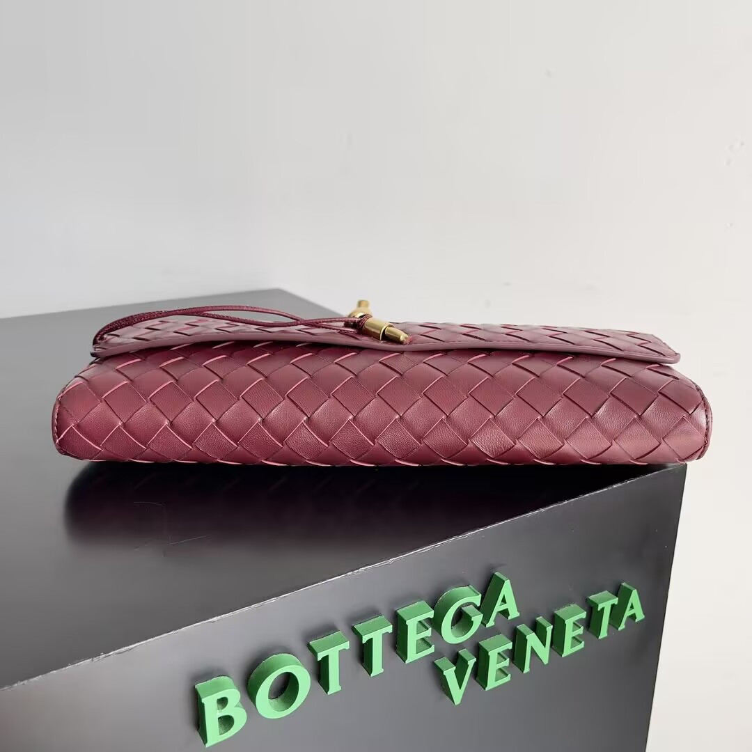 Bo*te*ga Ve*ne*ta Long Clutch Andiamo With Handle Fondant 31x13x3cm