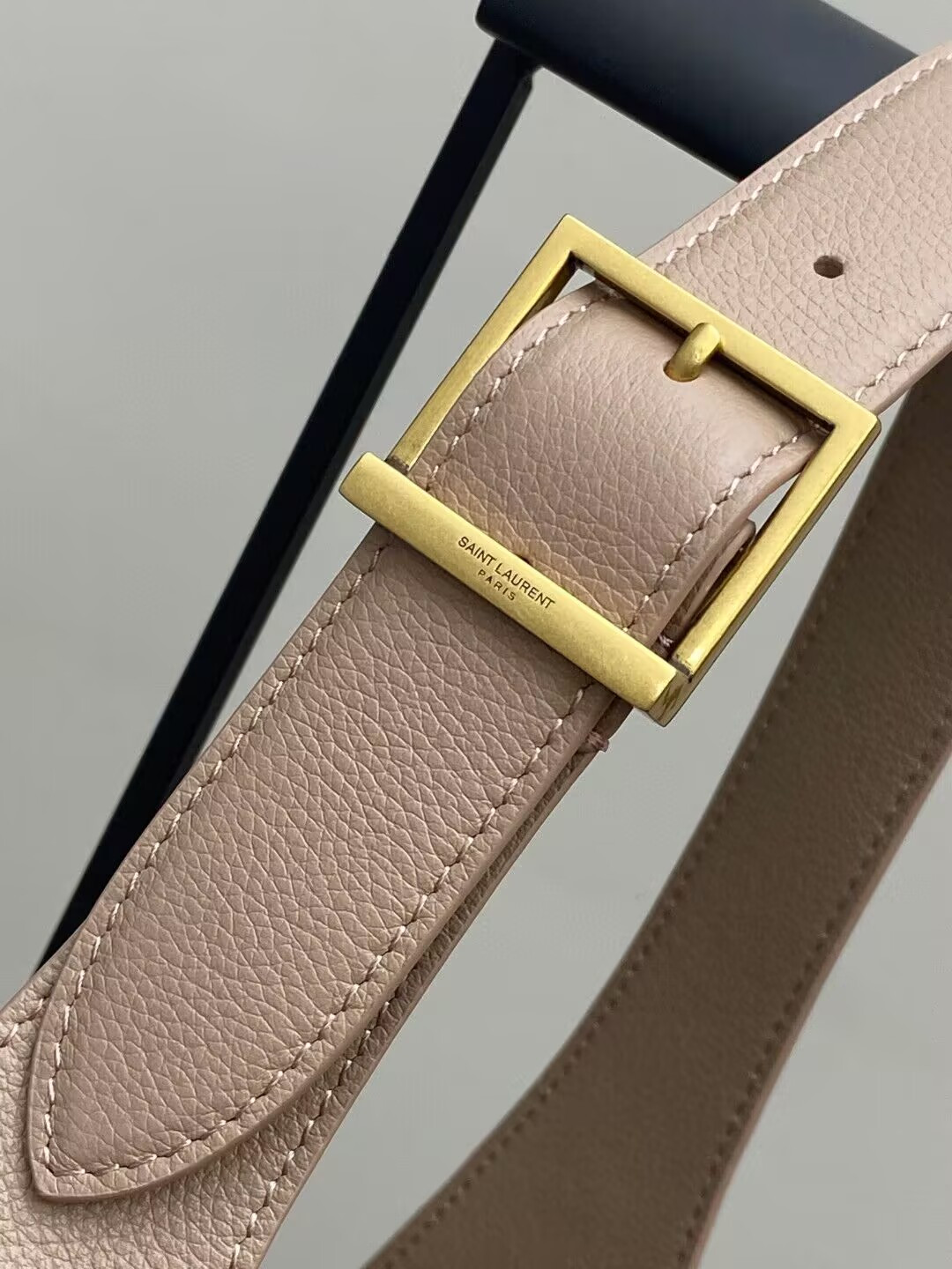 Y*L LE 5 À 7 30 X 31 X 13 CM