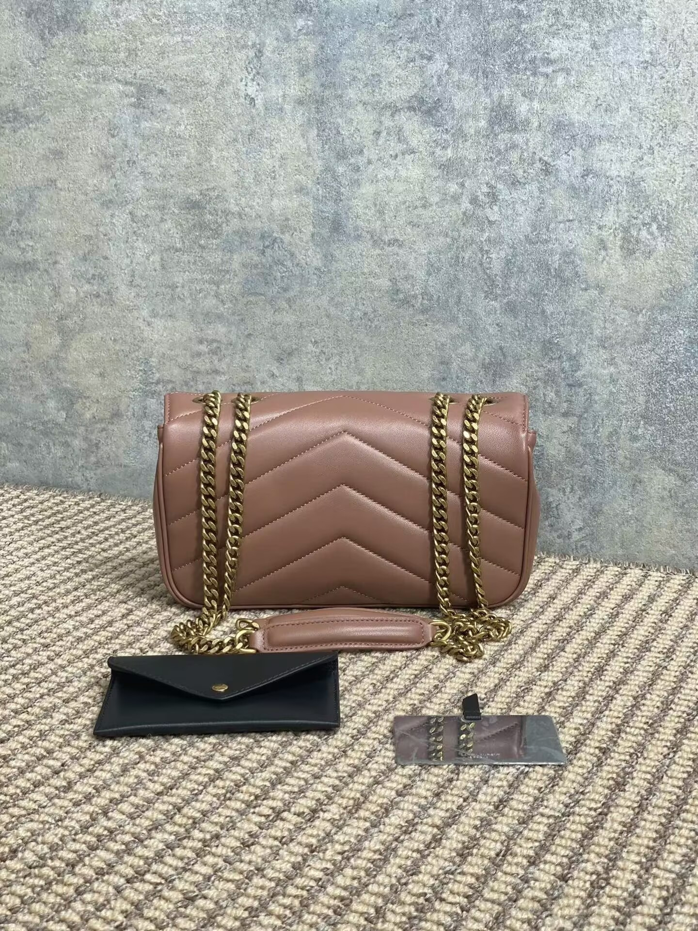 Y*L LOULOU Small IN MATELASSÉ LAMBSKIN 24x14x6cm