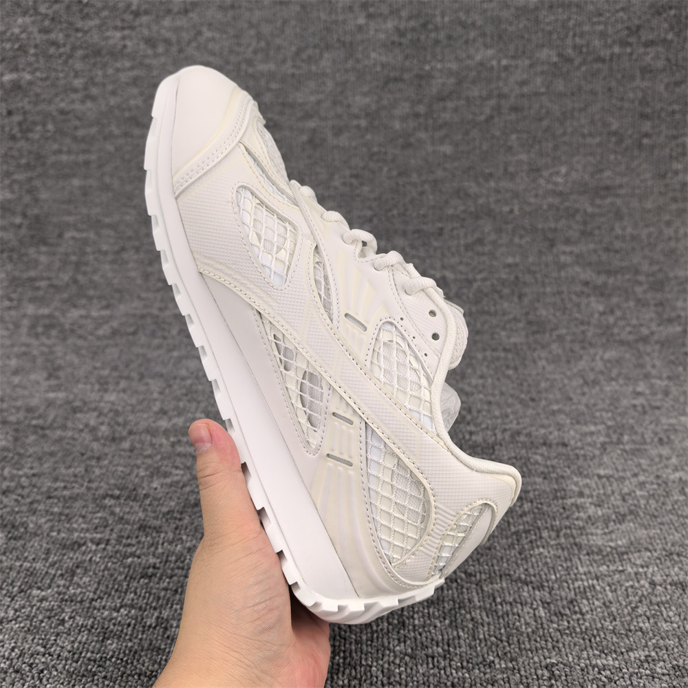 UA Bo*te*ga Ve*ne*ta Orbit Sneaker