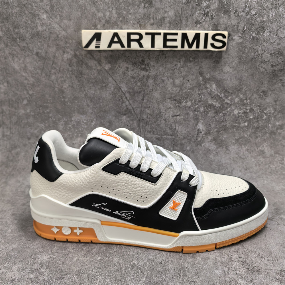 UA LV Trainer Sneaker