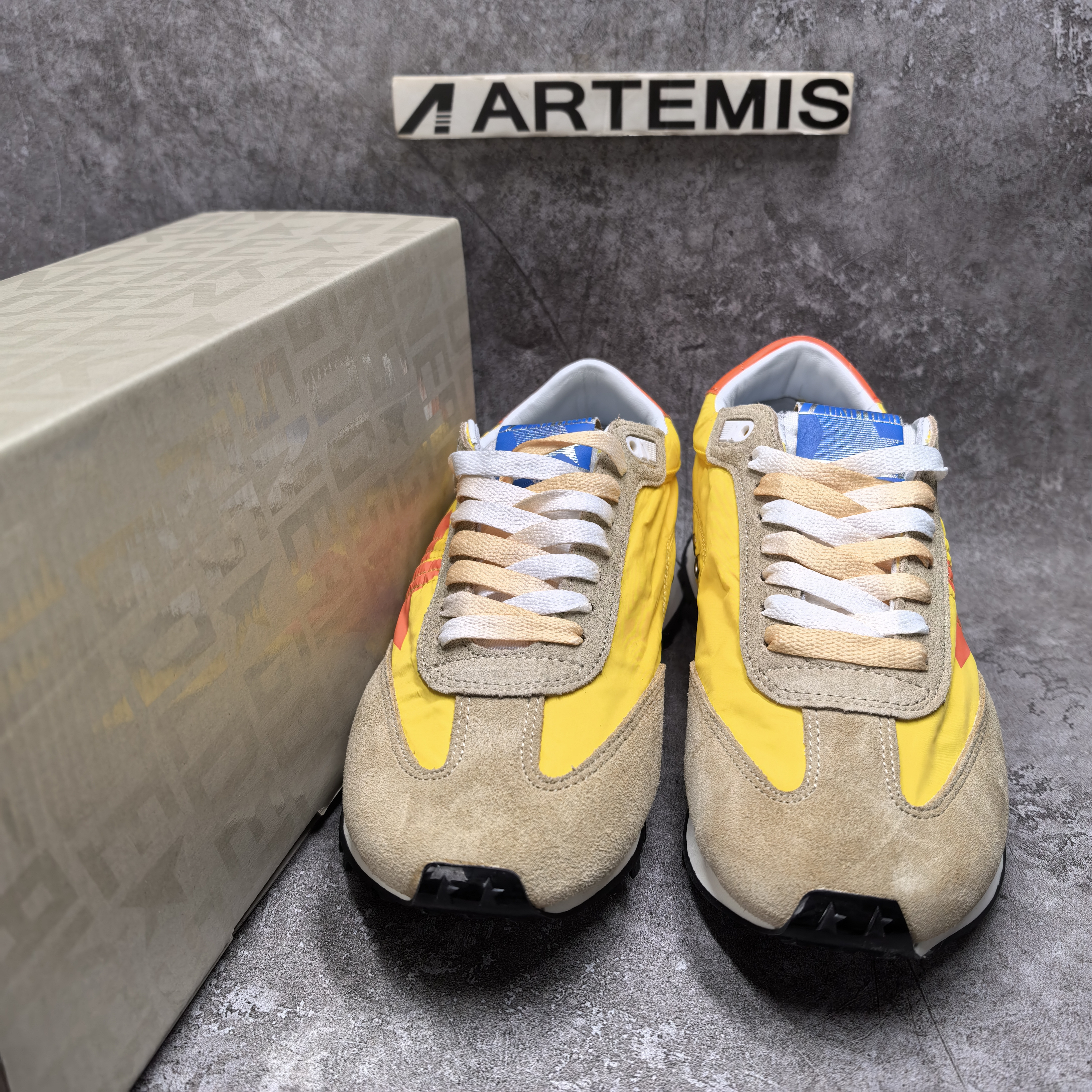 UA Golden Go*e Sneaker
