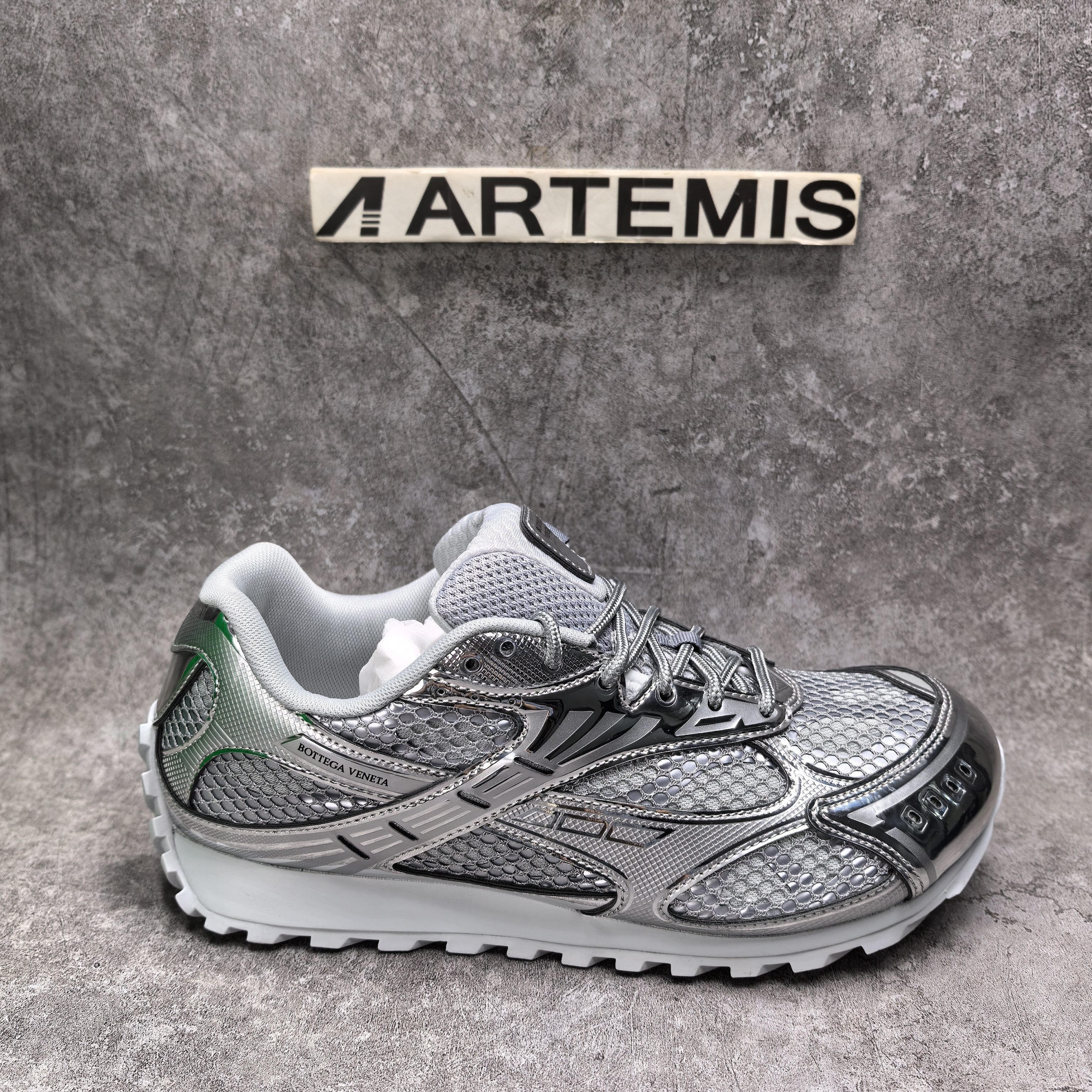 UA Bo*te*ga Ve*ne*ta Orbit Sneaker