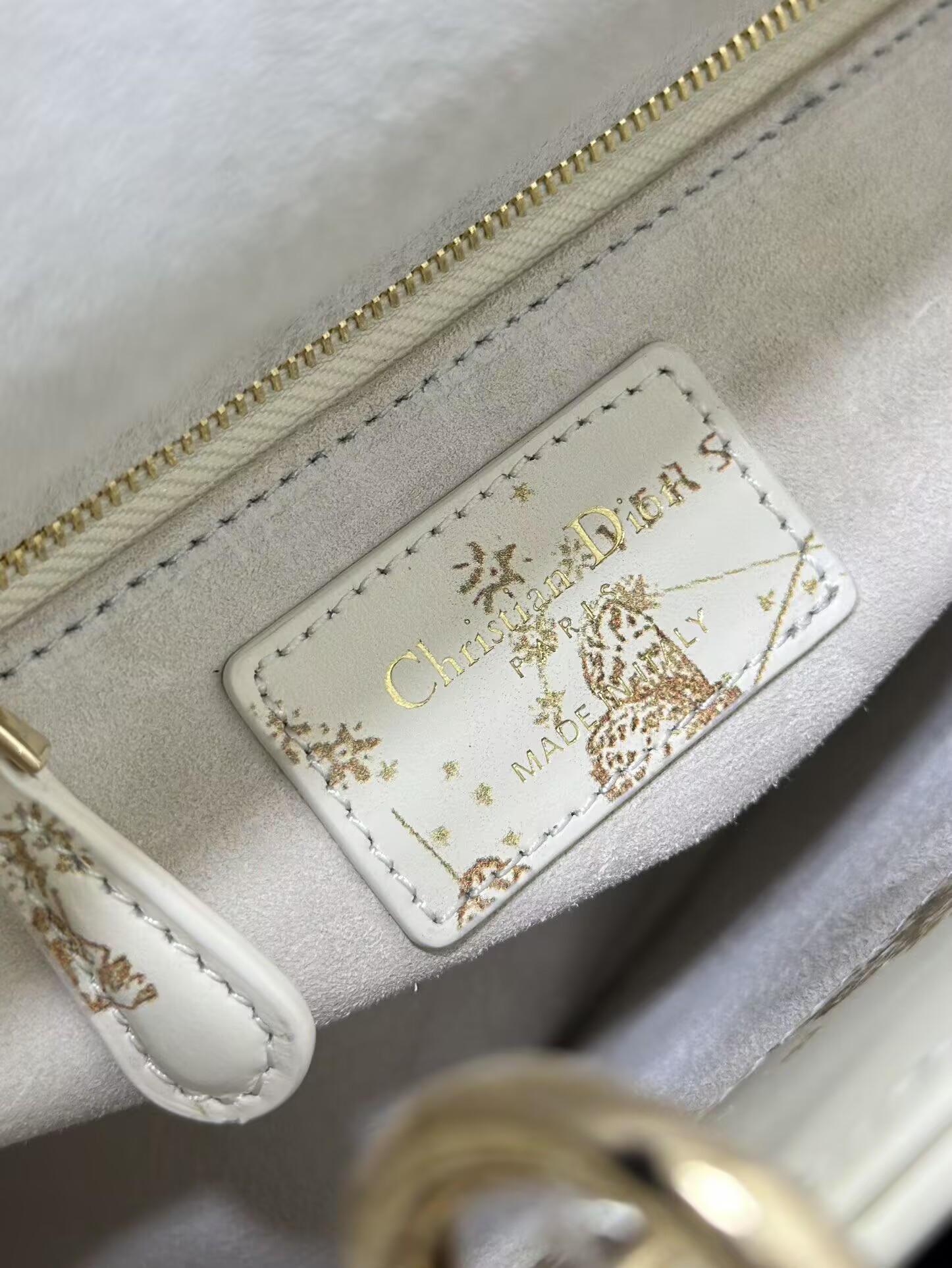 Lady D*0r Bag 20 x 16.5 x 8cm (High-end Version)