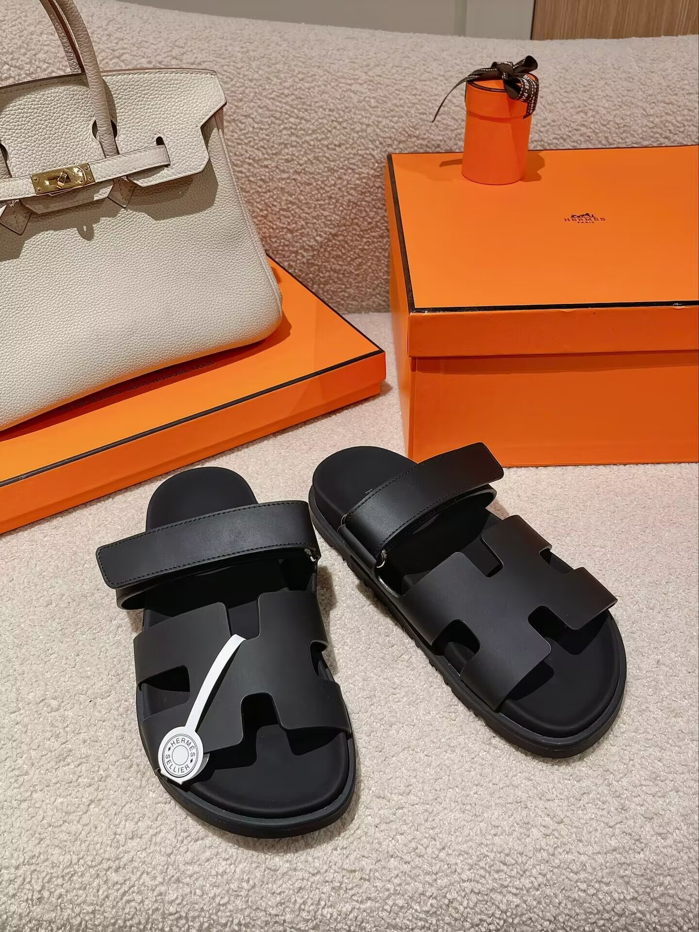 UA Hermès Chypre sandal
