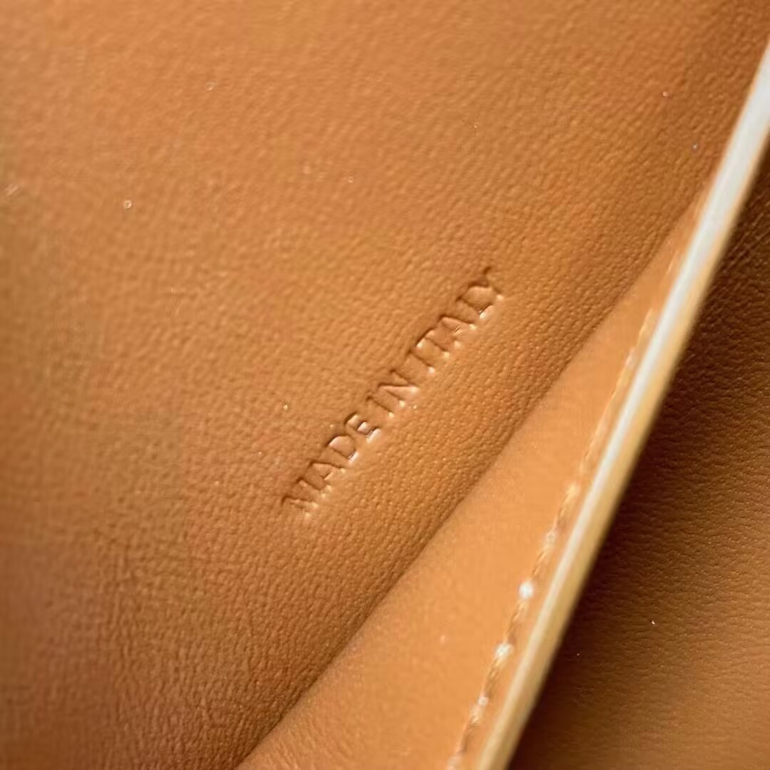 Ce**e Tabou Clutch 18 x 8 x 5CM