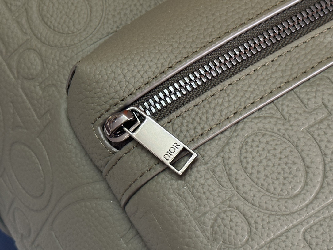 D*0r Rider 2.0 Backpack  Khaki D*0r Gravity Leather and Khaki Grained Calfskin 31 x 40 x 18 cm