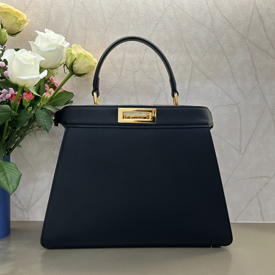 F**di Peekaboo 33x25x13cm