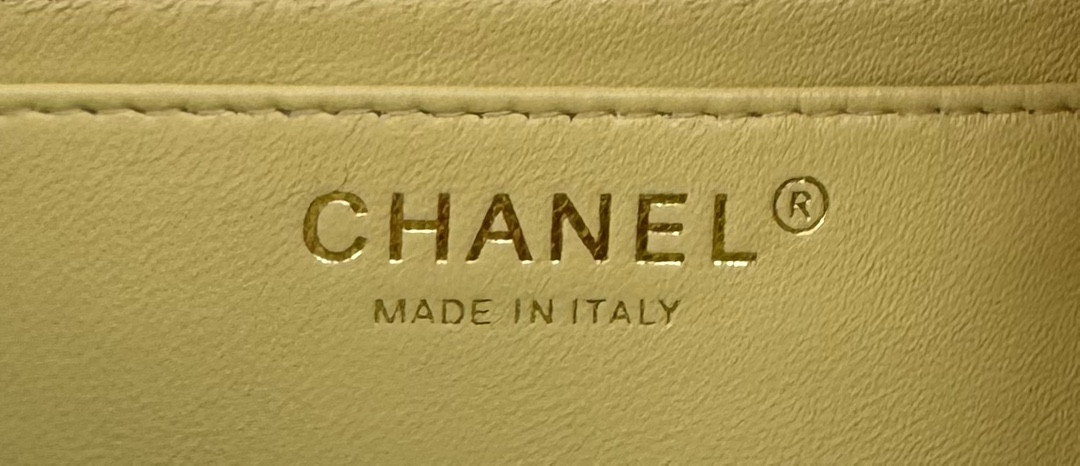 Ch*el MINI CLASSIC 11.12 HANDBAG 20 12 × 20 × 6 cm