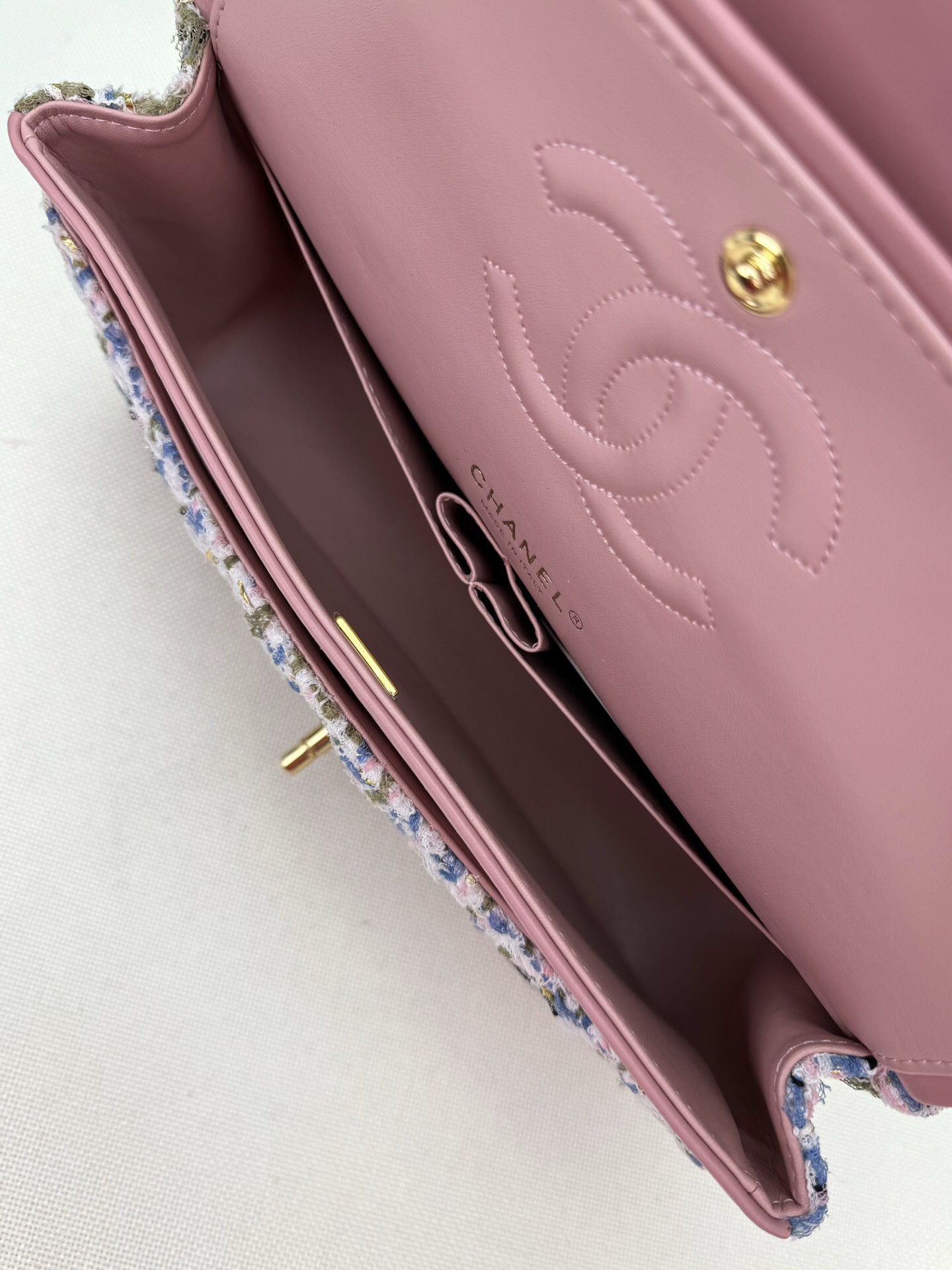 Ch*el MINI CLASSIC 11.12 HANDBAG 20 12 × 20 × 6 cm