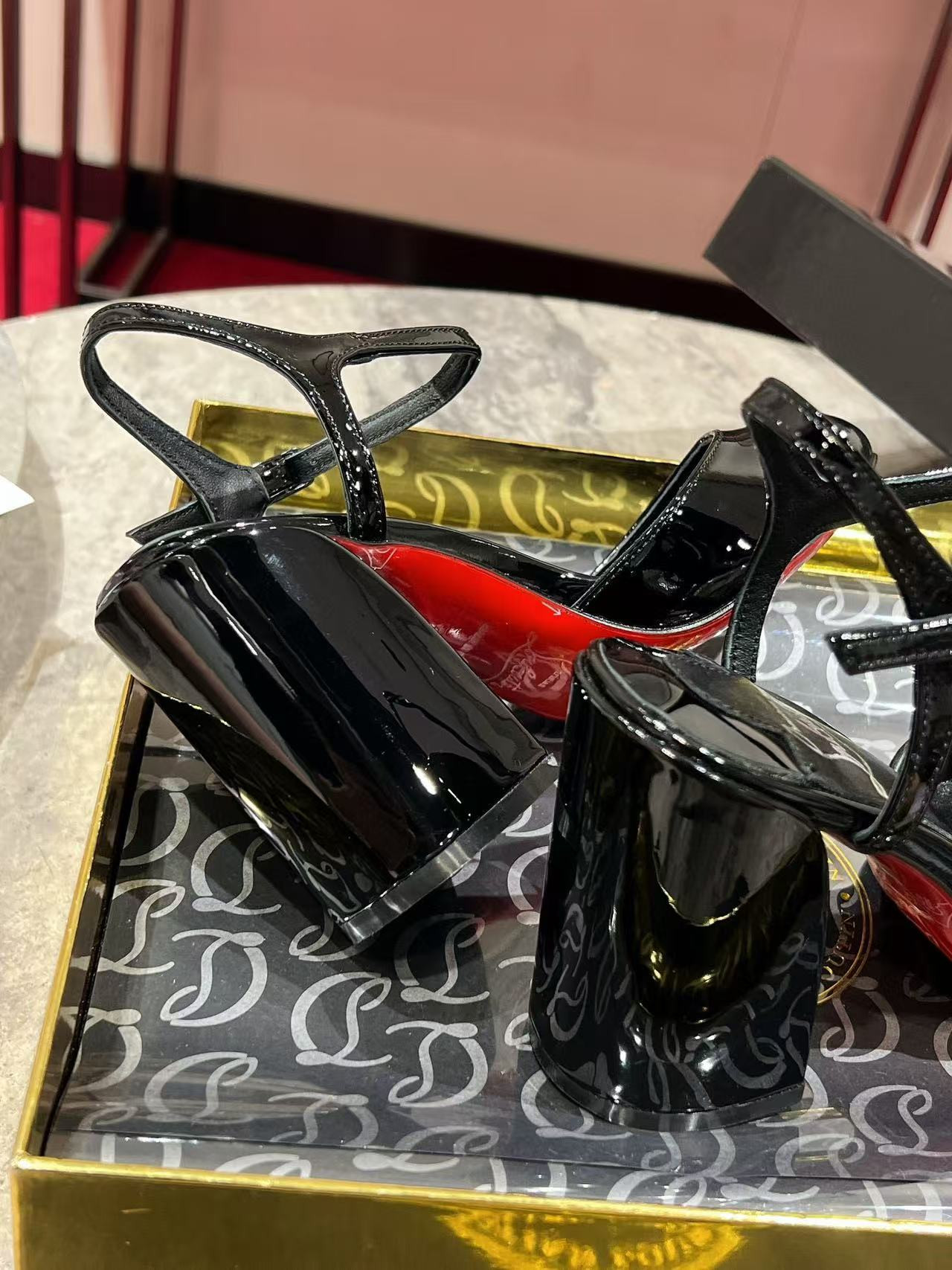 UA Ch**an LOUBOUTIN Shoes