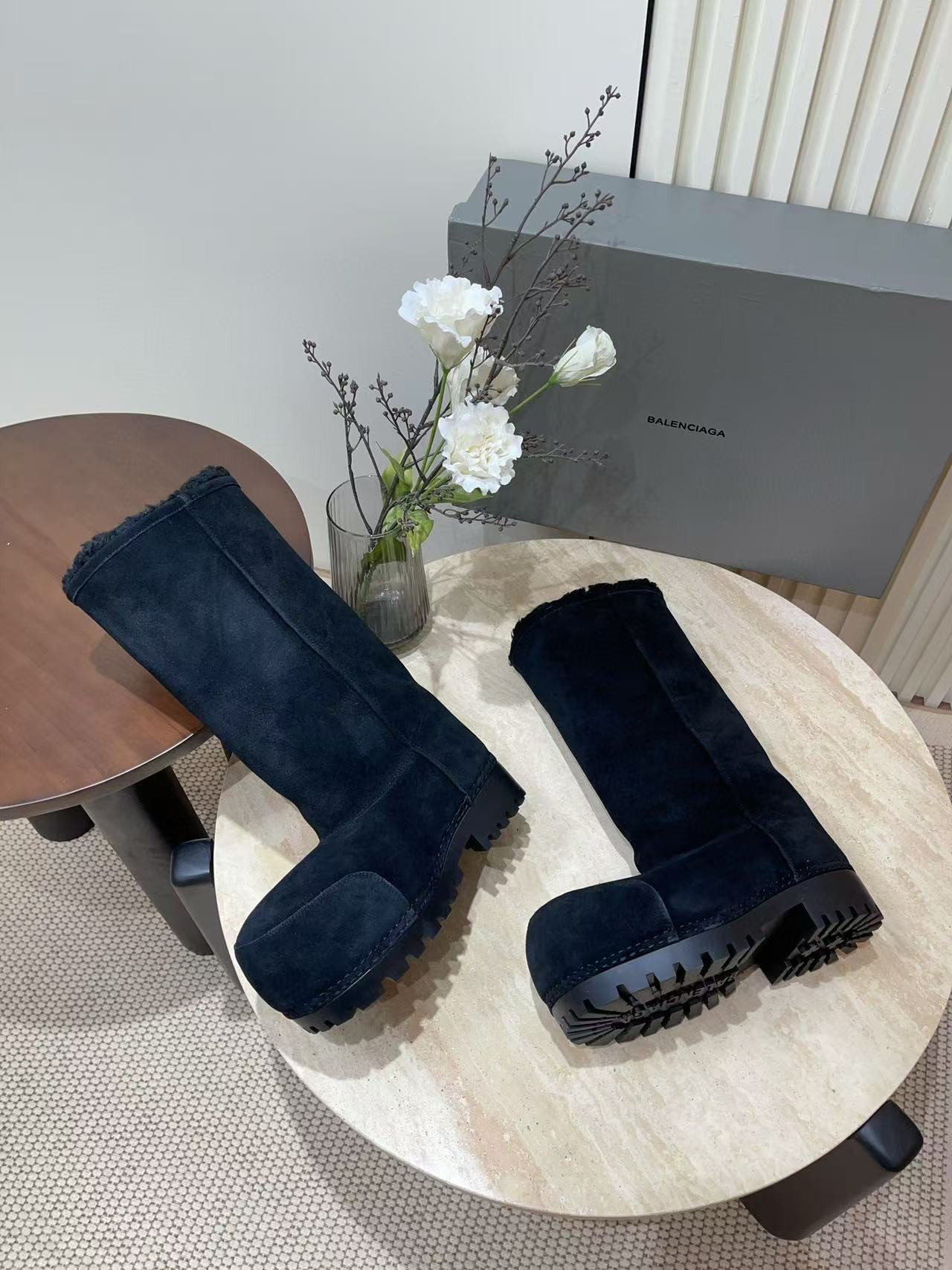 UA Ba*len*cia*ga Snow Boots