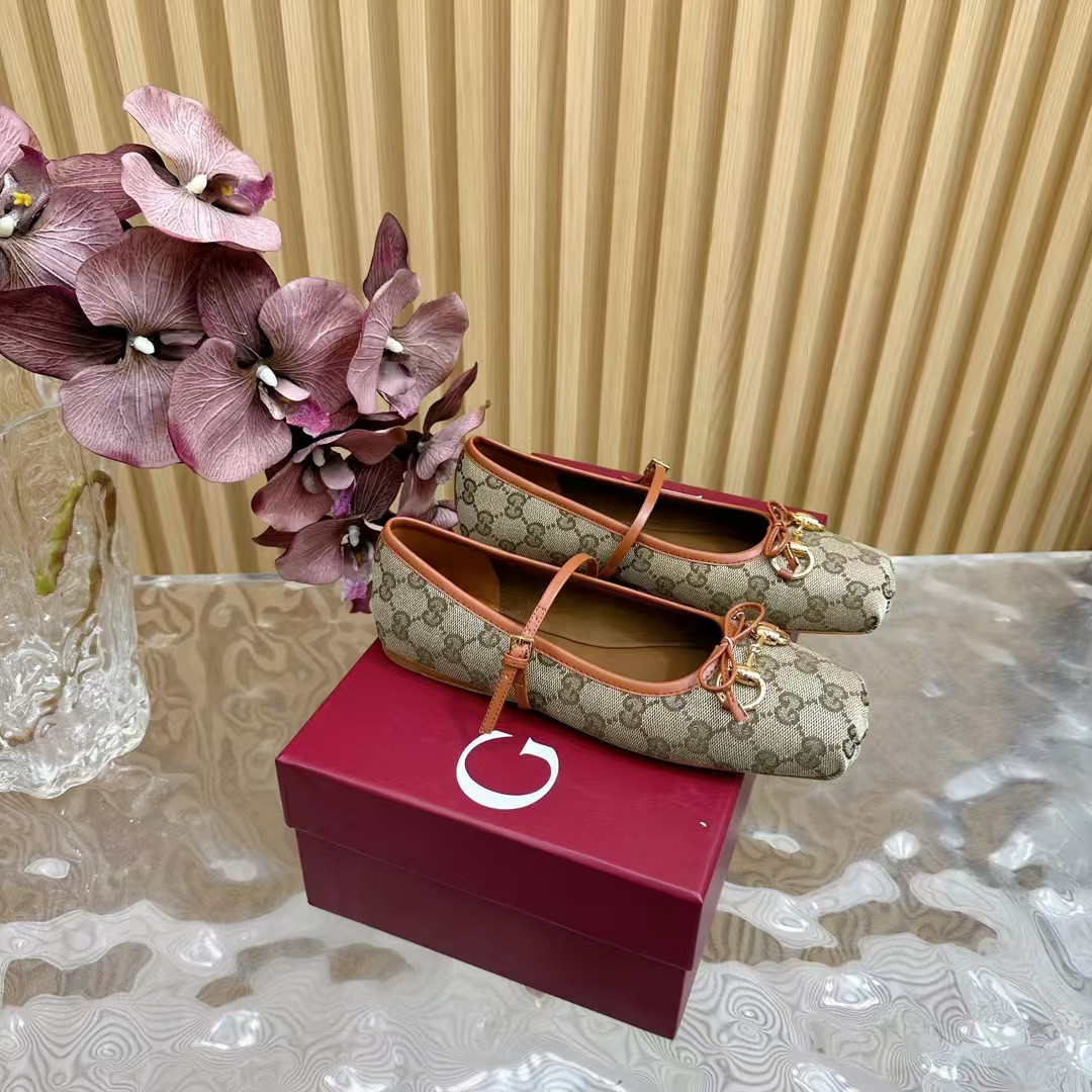 UA G*u*i Horsebit GG canbas Ballet Flats