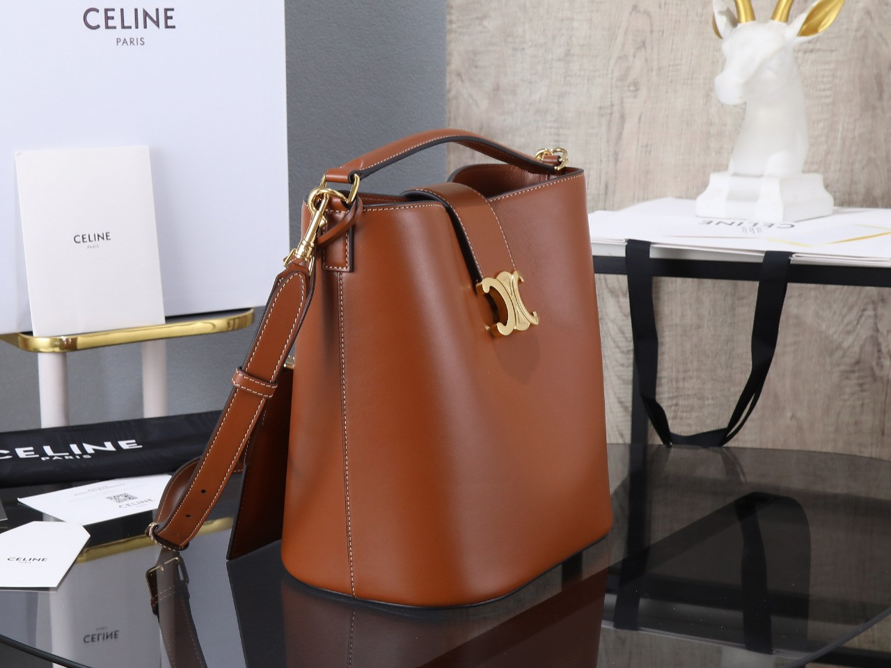 Ce**e L0*ise 23.5x24x16cm