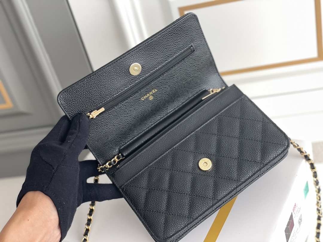 Ch*el WOC CLASSIC WALLET ON CHAIN Gold Buckle 12.3x19.2x3.5cm