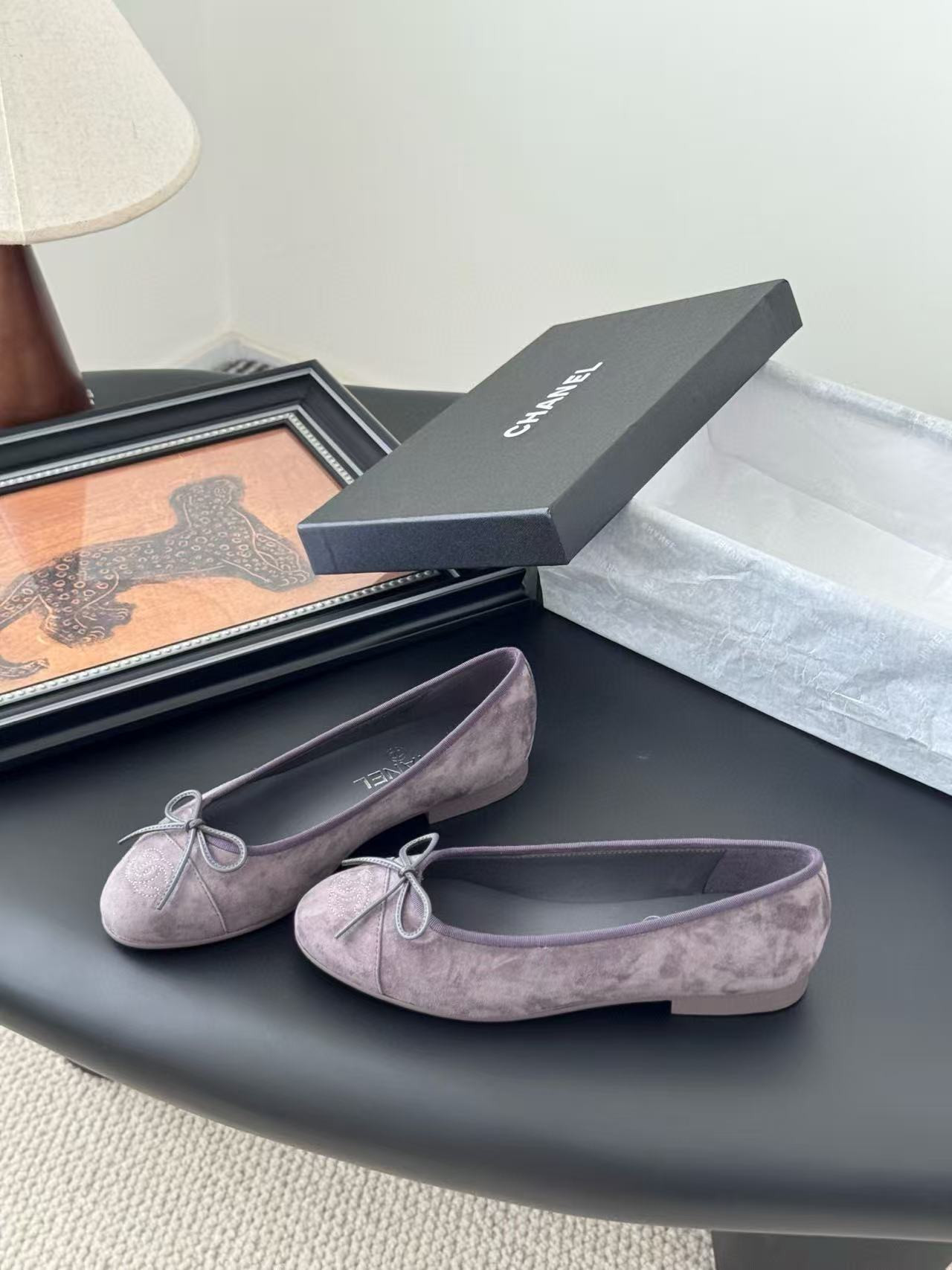 UA Ch*el Ballet flats