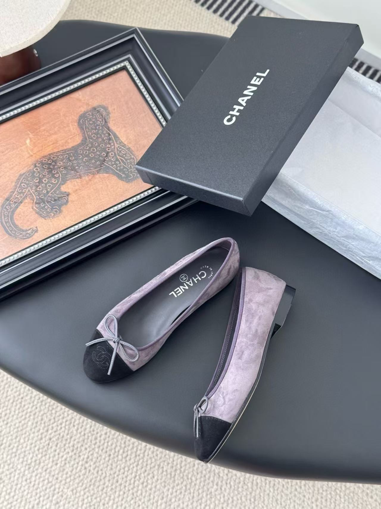 UA Ch*el Ballet flats