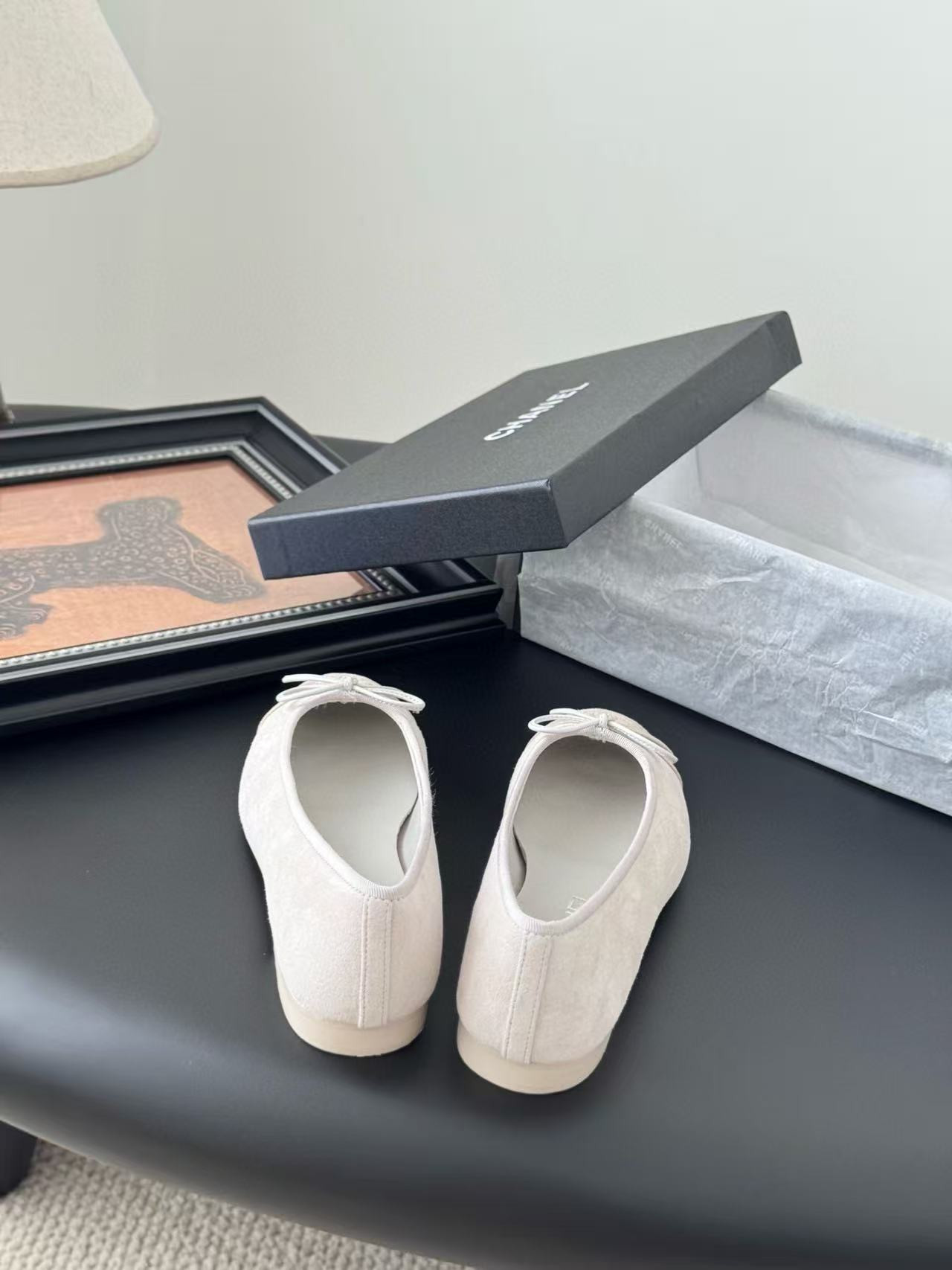 UA Ch*el Ballet flats