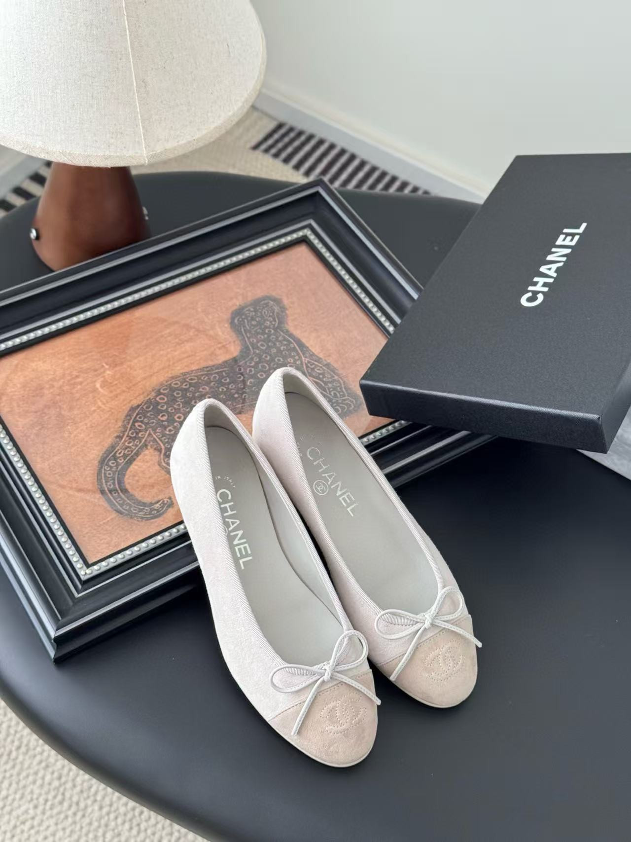 UA Ch*el Ballet flats