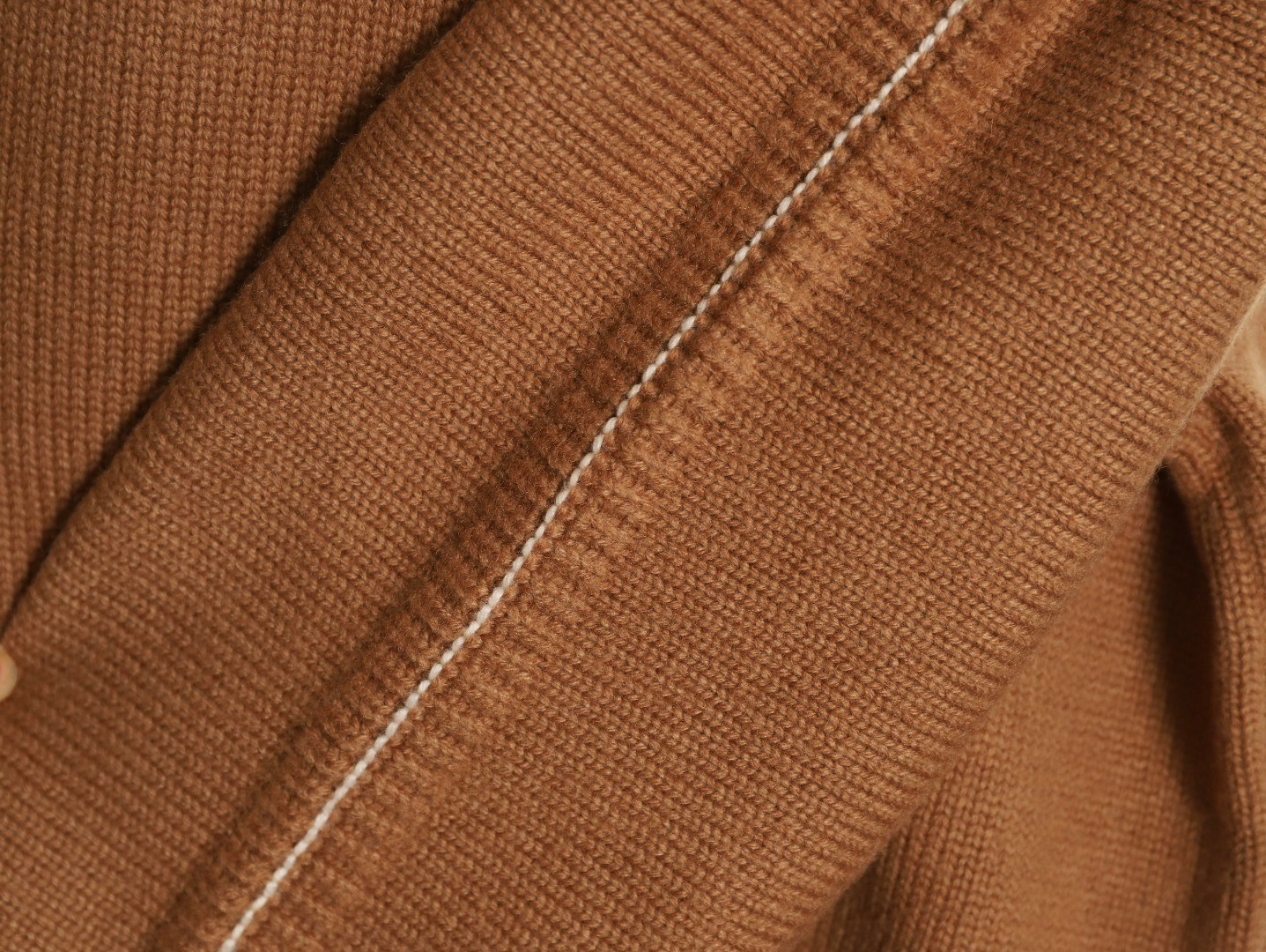 L**o p*ana LP knitting Sweaters