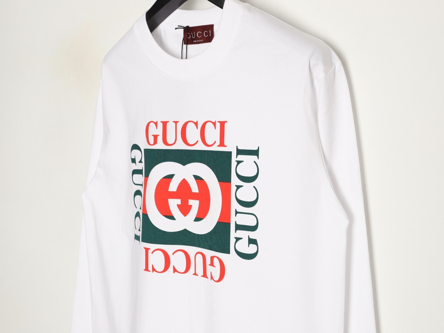 G*u*i Long-sleeved T-shirt