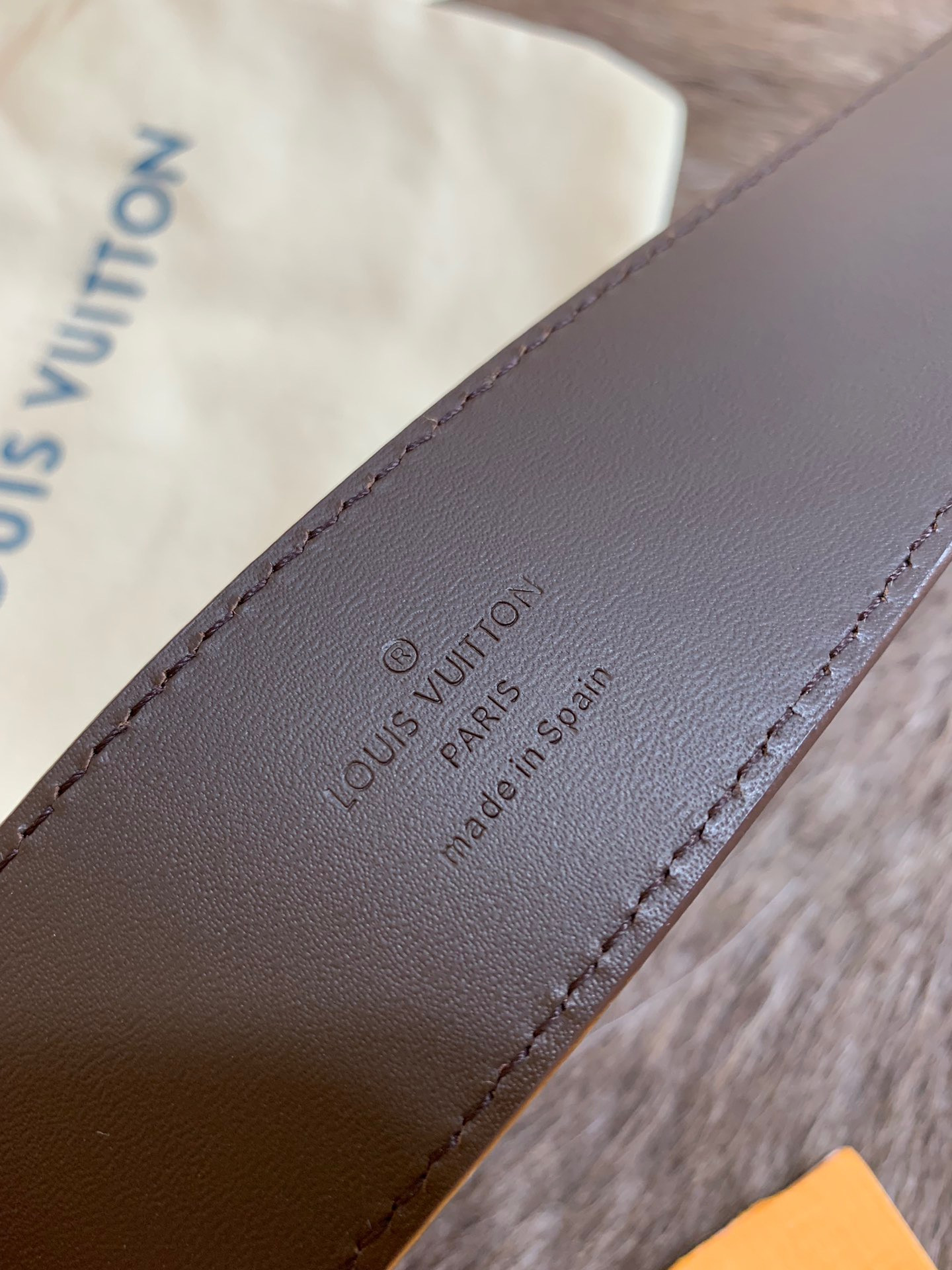 LV L0*is V*t0n 40MM BELT