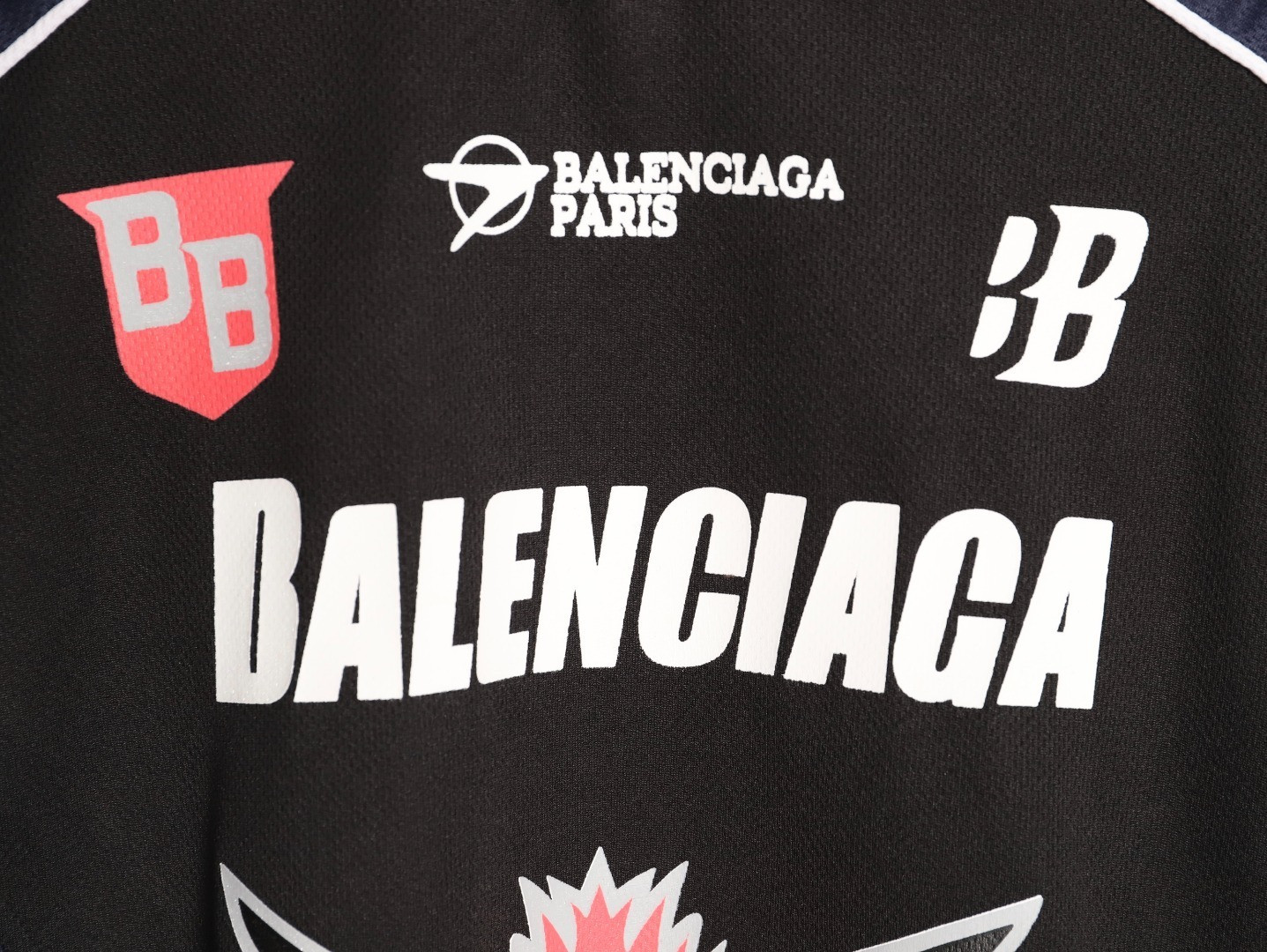 Ba*len*cia*ga Long-sleeved T-shirt