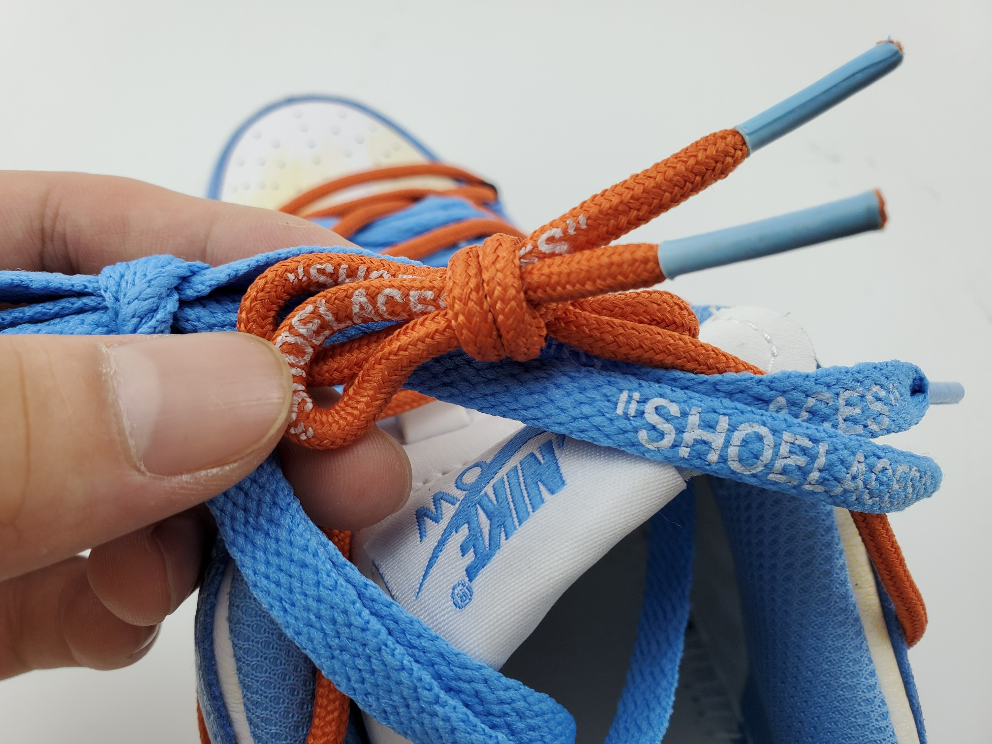 Nike Dunk Low Off-White Futura