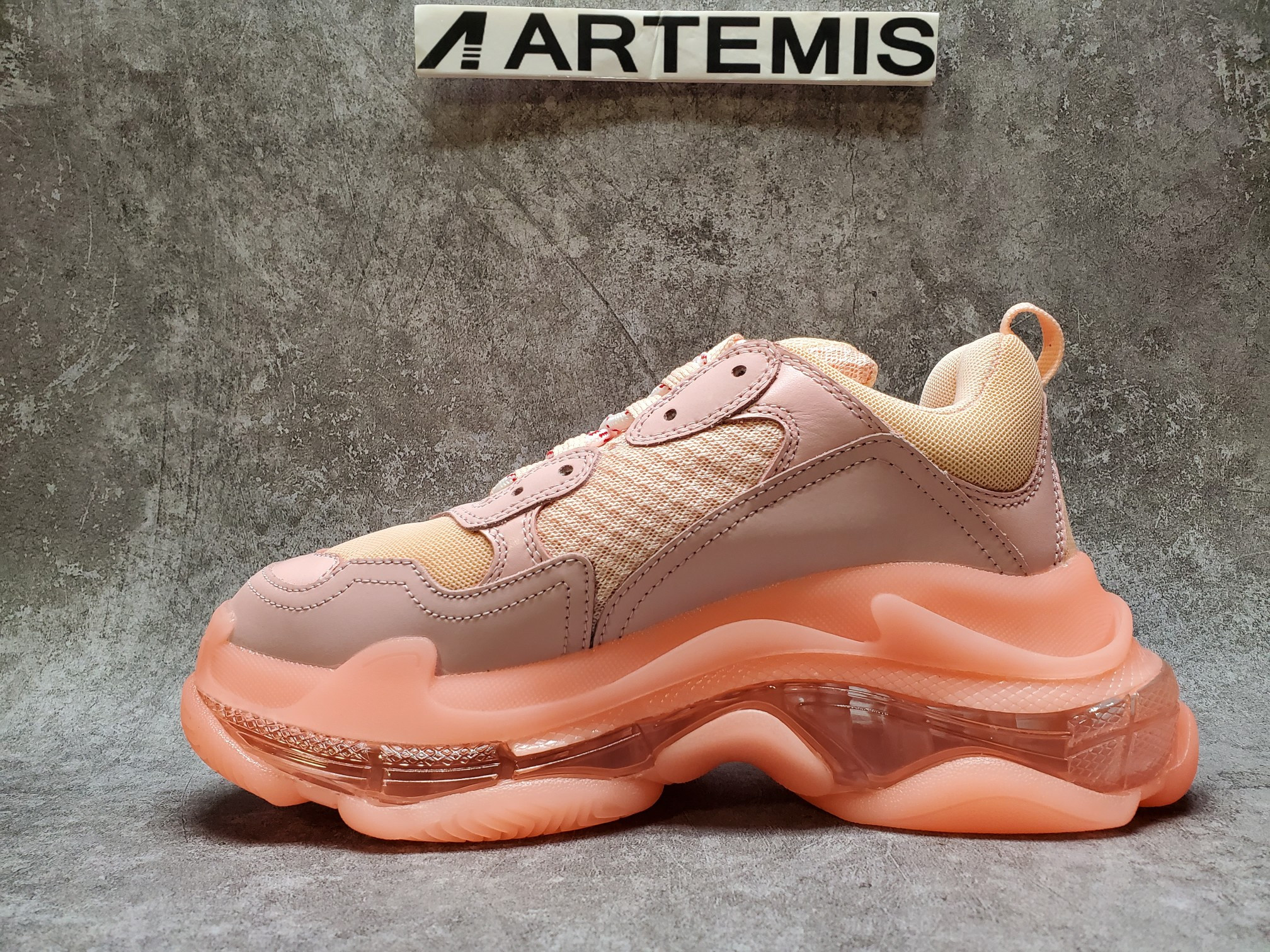 Balenciga Triple S Light Pink