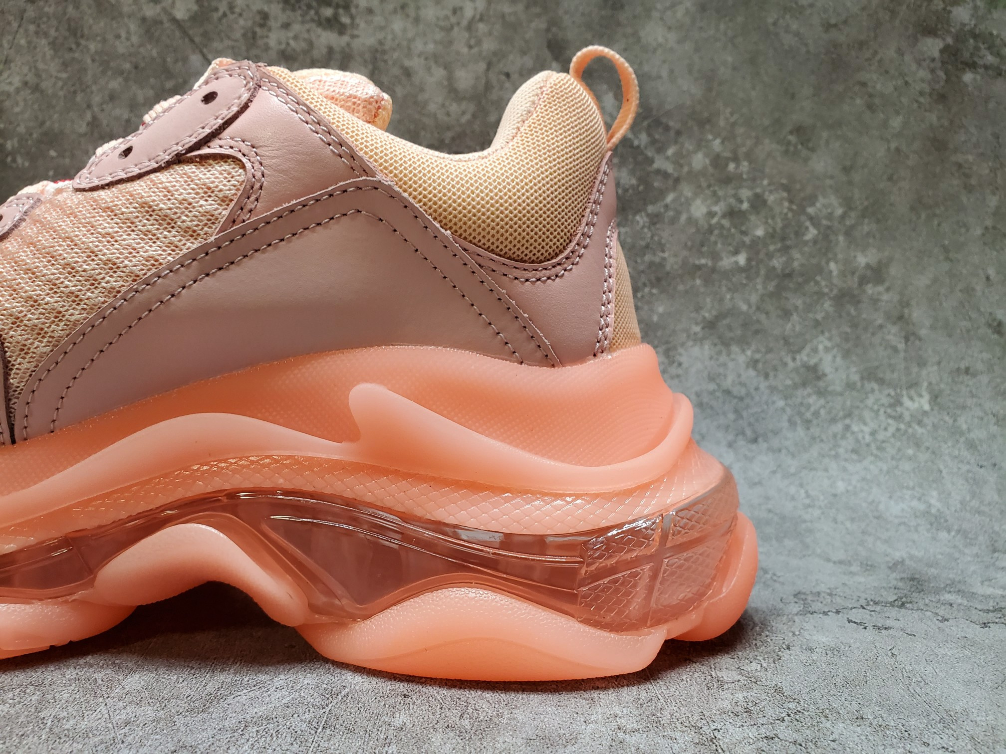 Balenciga Triple S Light Pink