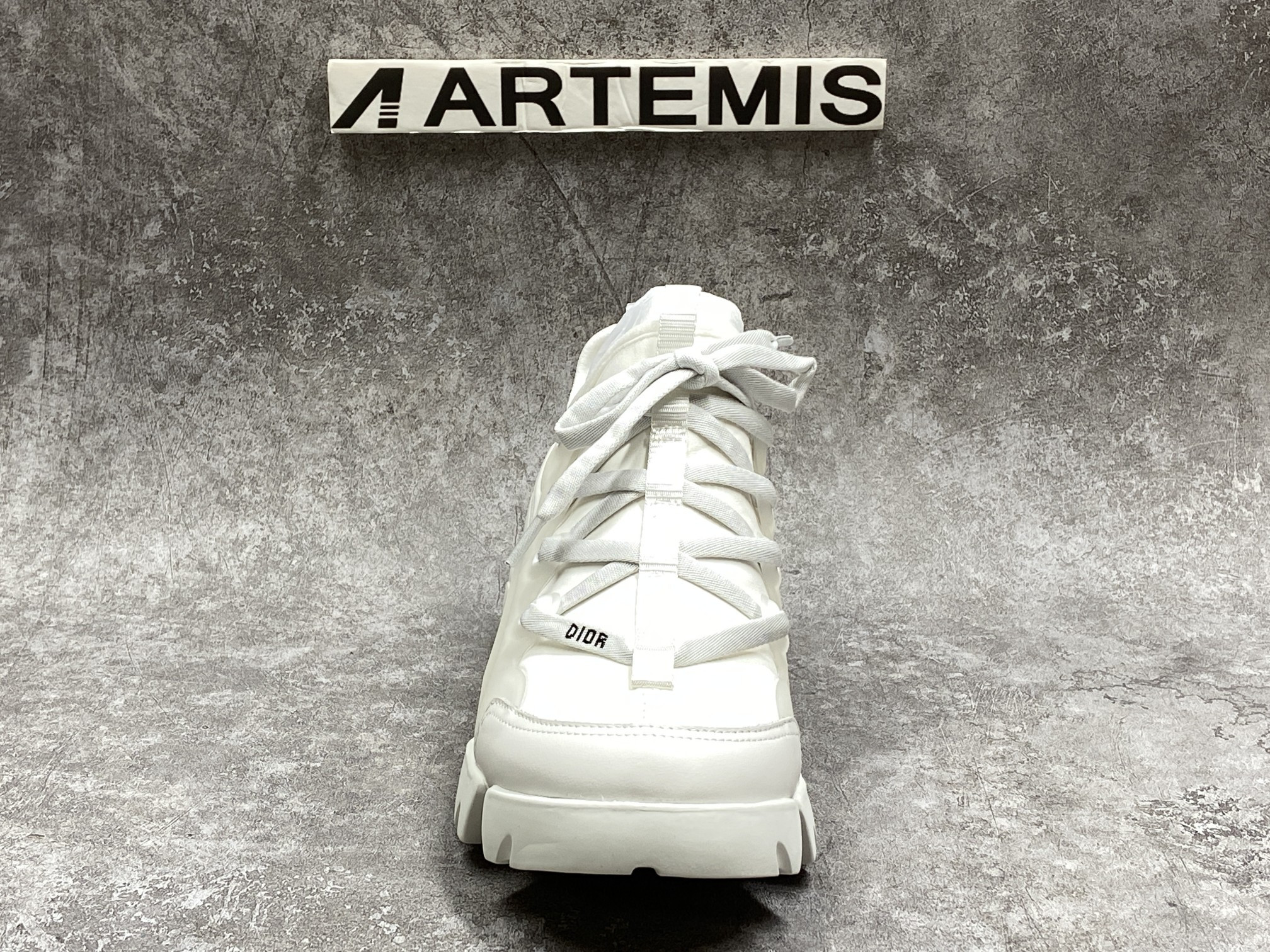 D*0r D Connect White Neoprene