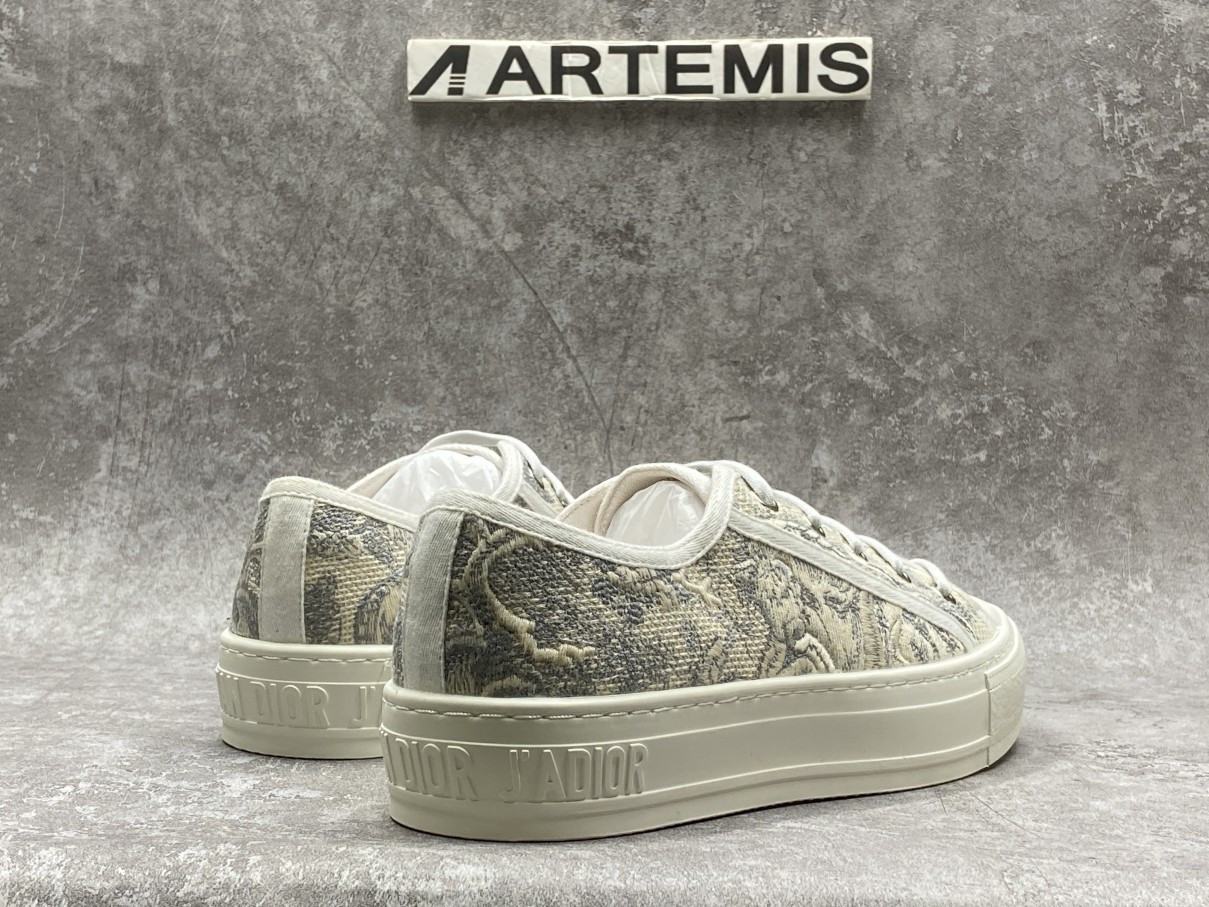 D*0r Walk N D*0r Patch Embroidery Grey