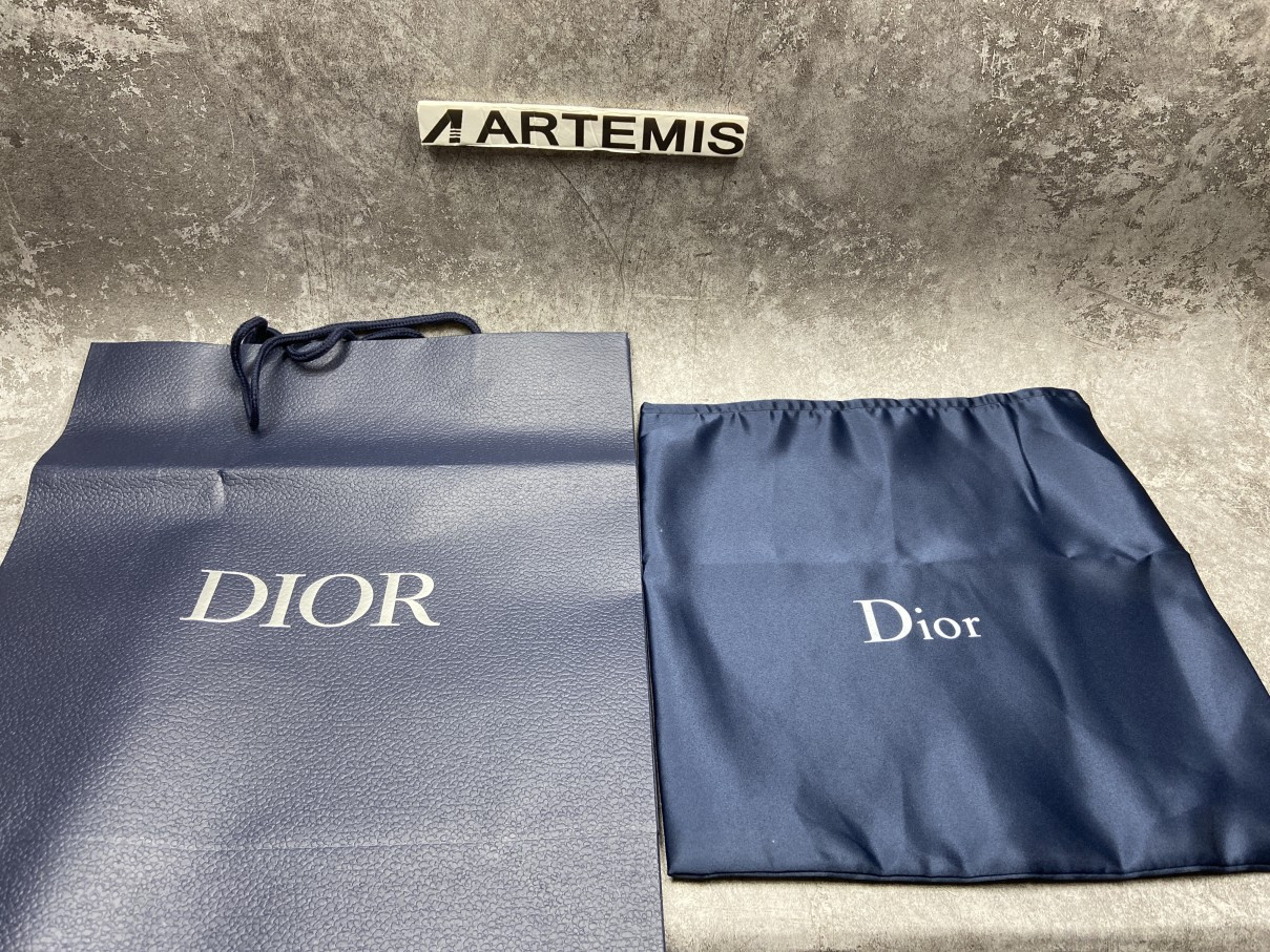 D*0r And Shawn B23 High Top Bee Embroidery