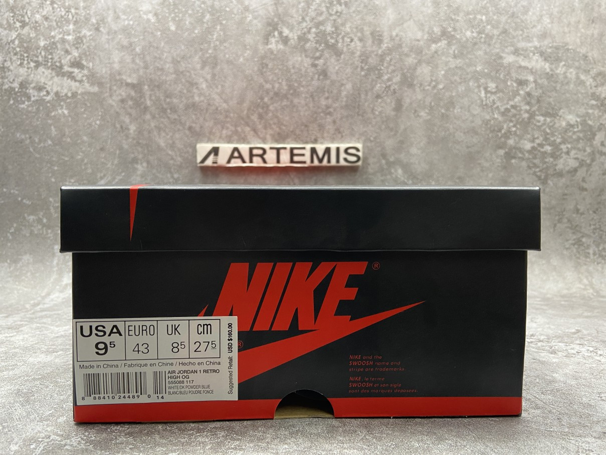 Air Jordan 1 Retro High UNC