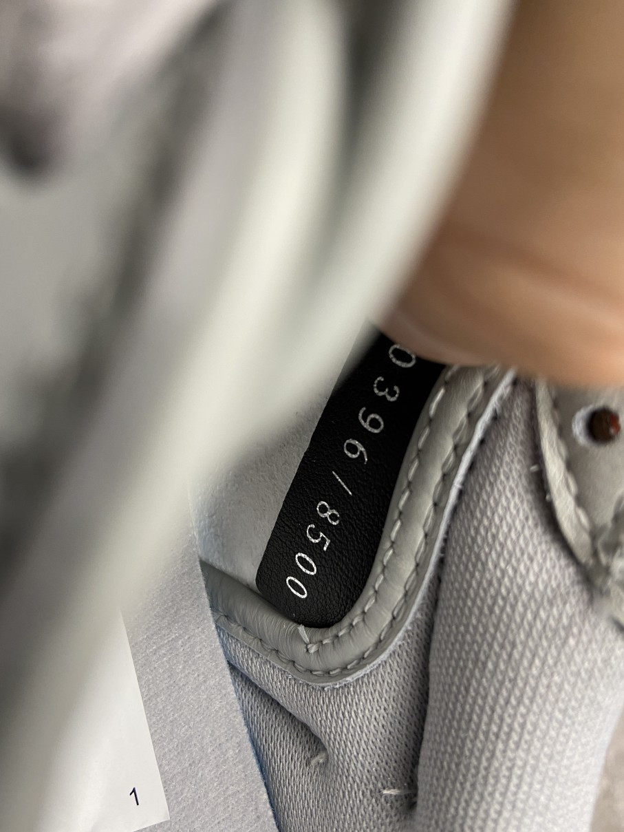 Air Jordan 1 Retro Low D*0r (Blue Box Version)