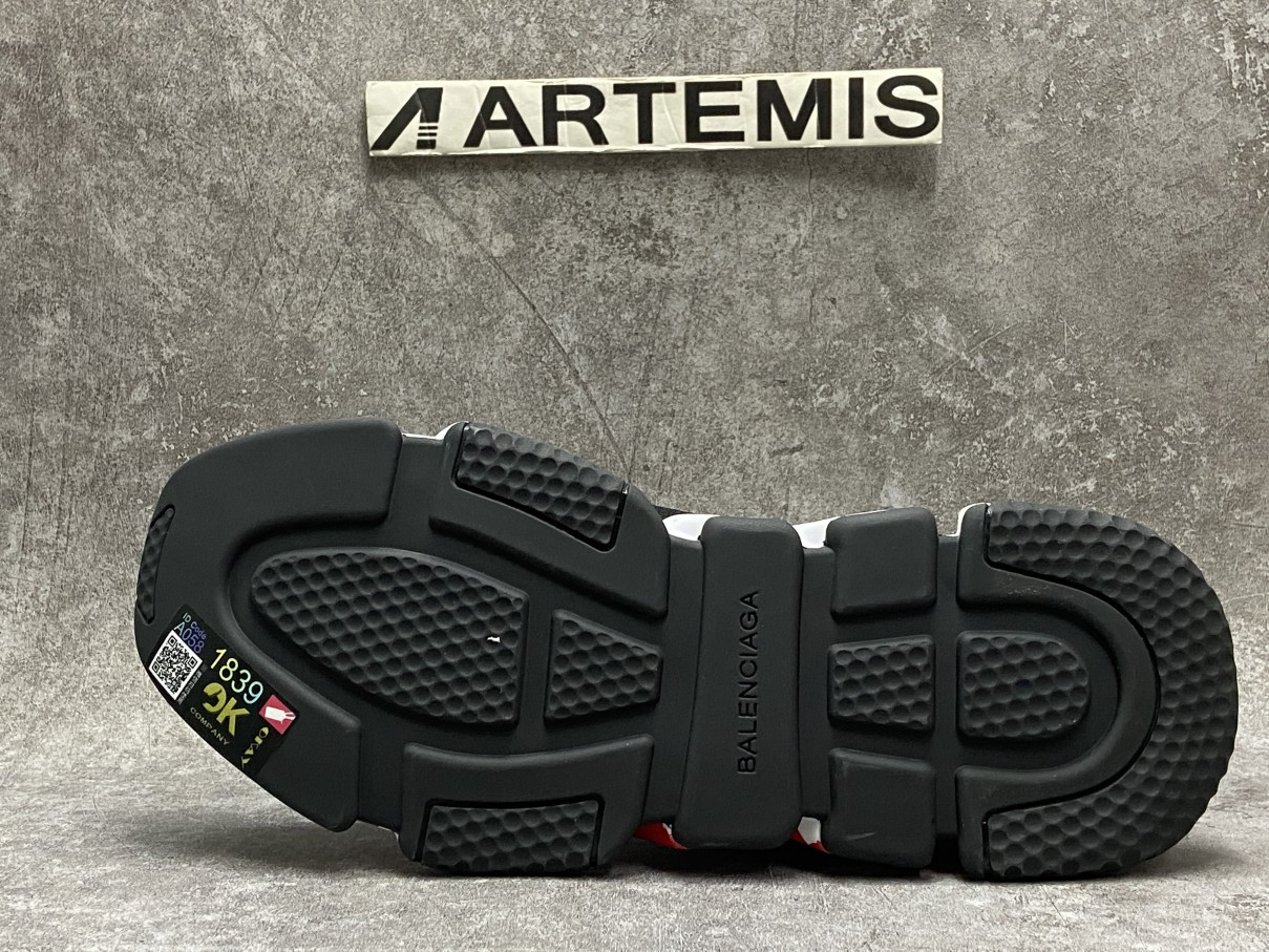 Balenciga Graffiti Speed Red Sole