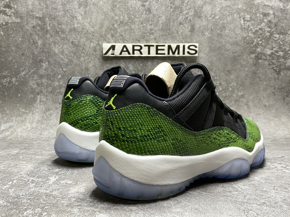 Air Jordan 11 Retro Low Green Snakeskin