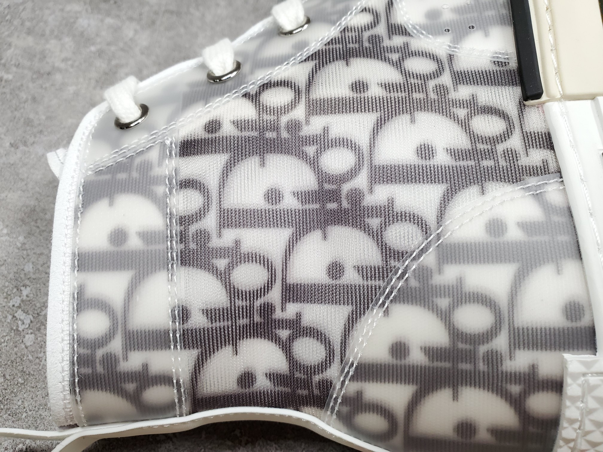 D*0r B23 High Top Logo Oblique