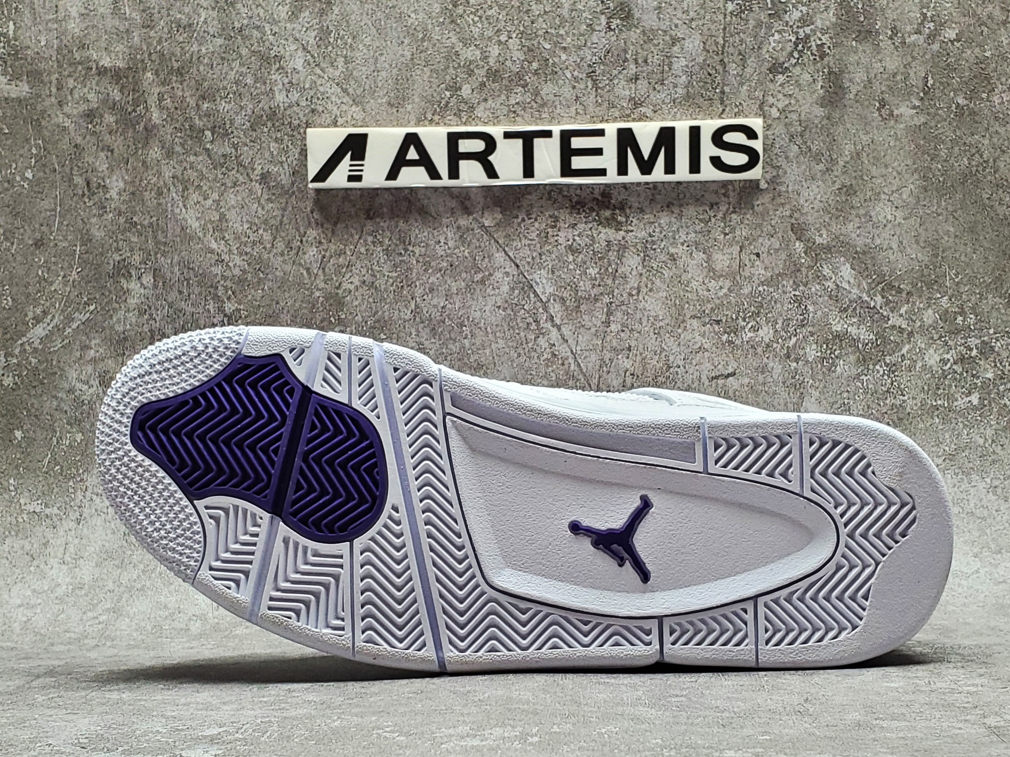 Air Jordan 4 Retro Metallic Purple